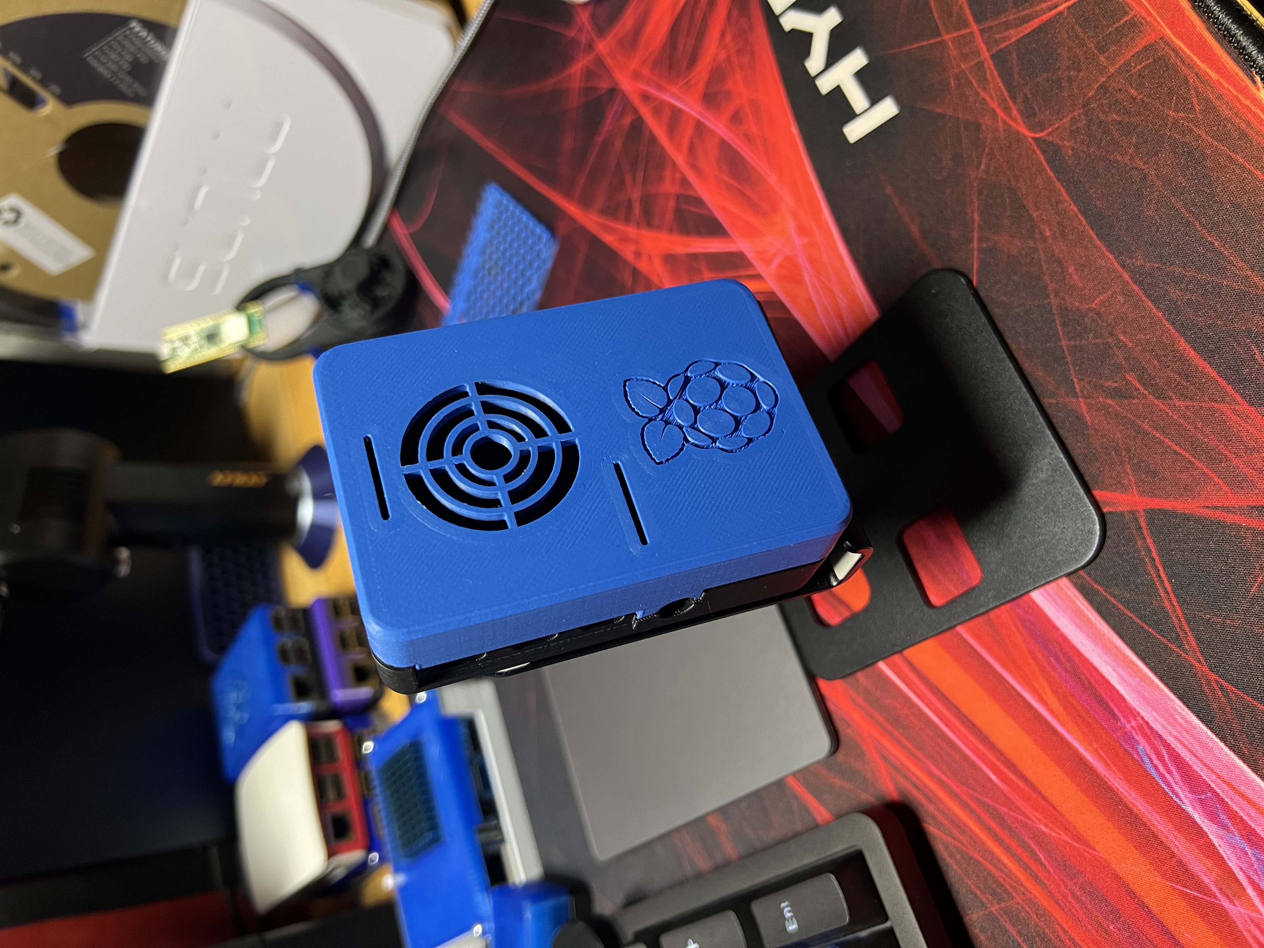 Remix of Grant Root's Raspberry Pi 4 Case