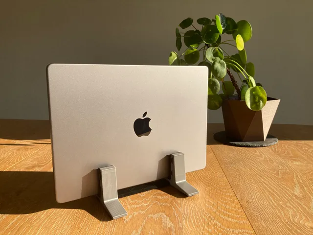 Universal Laptop Stand