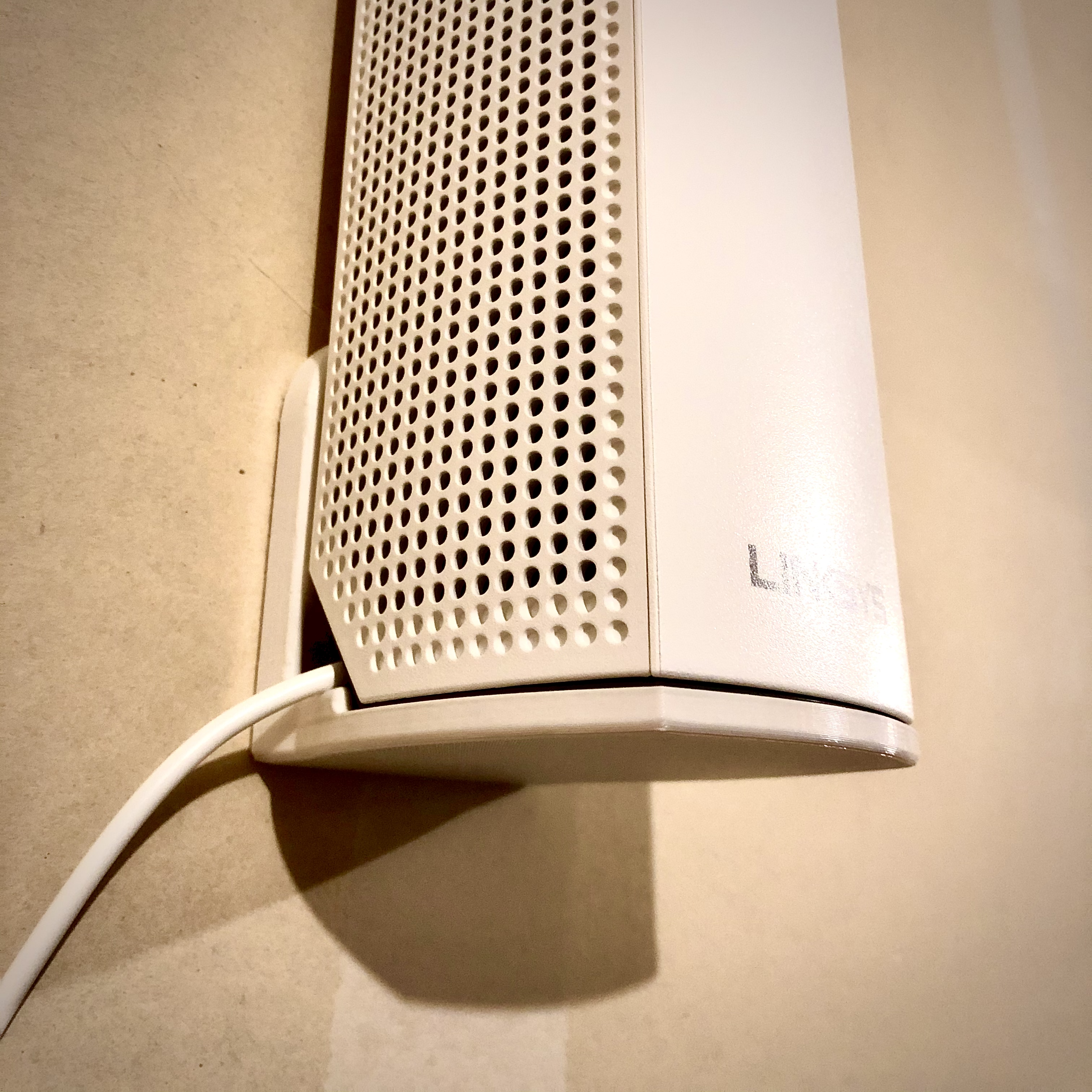Linksys Velop Tri-band Router Wall Mount
