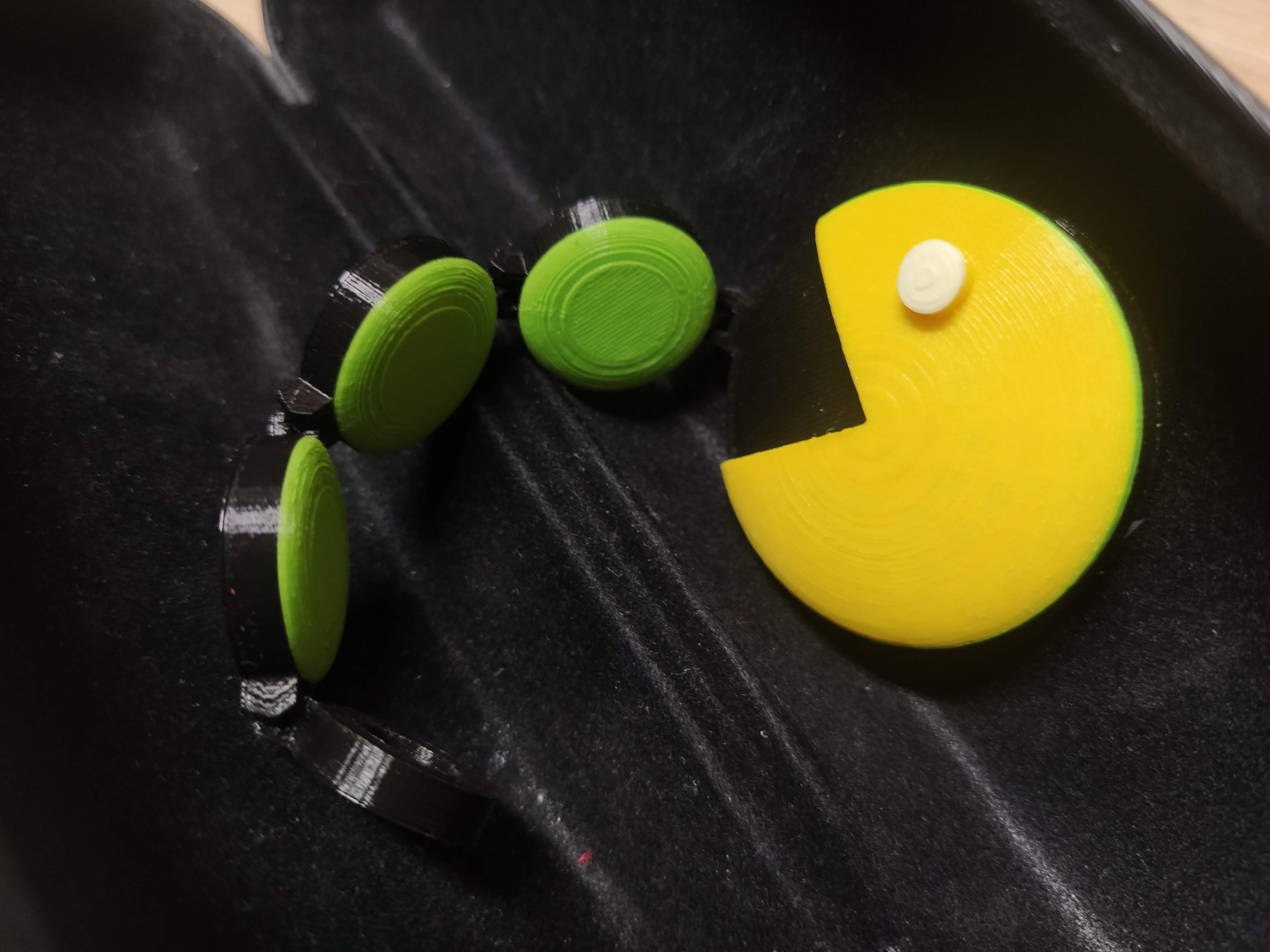 Pacman flexible keychain