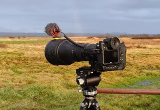 Microphone holder for DSLR camera Lens hood