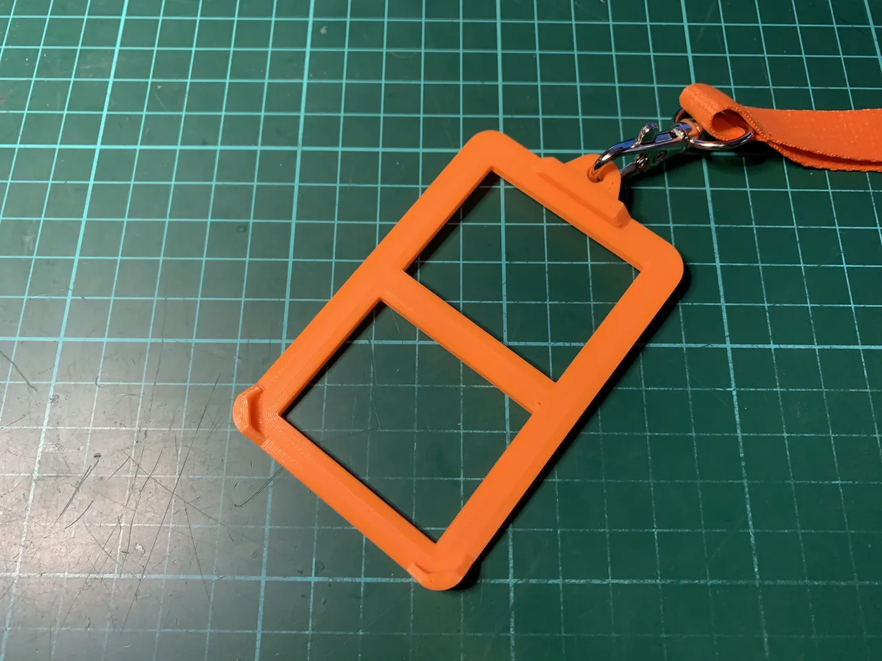ID Card Holder by Wiseone | Download free STL model | Printables.com