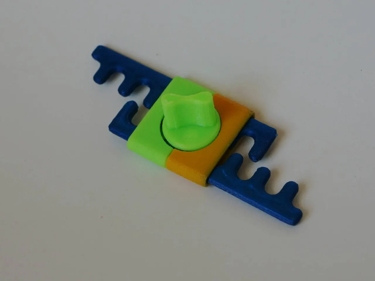 Retractor by Jack | Download free STL model | Printables.com