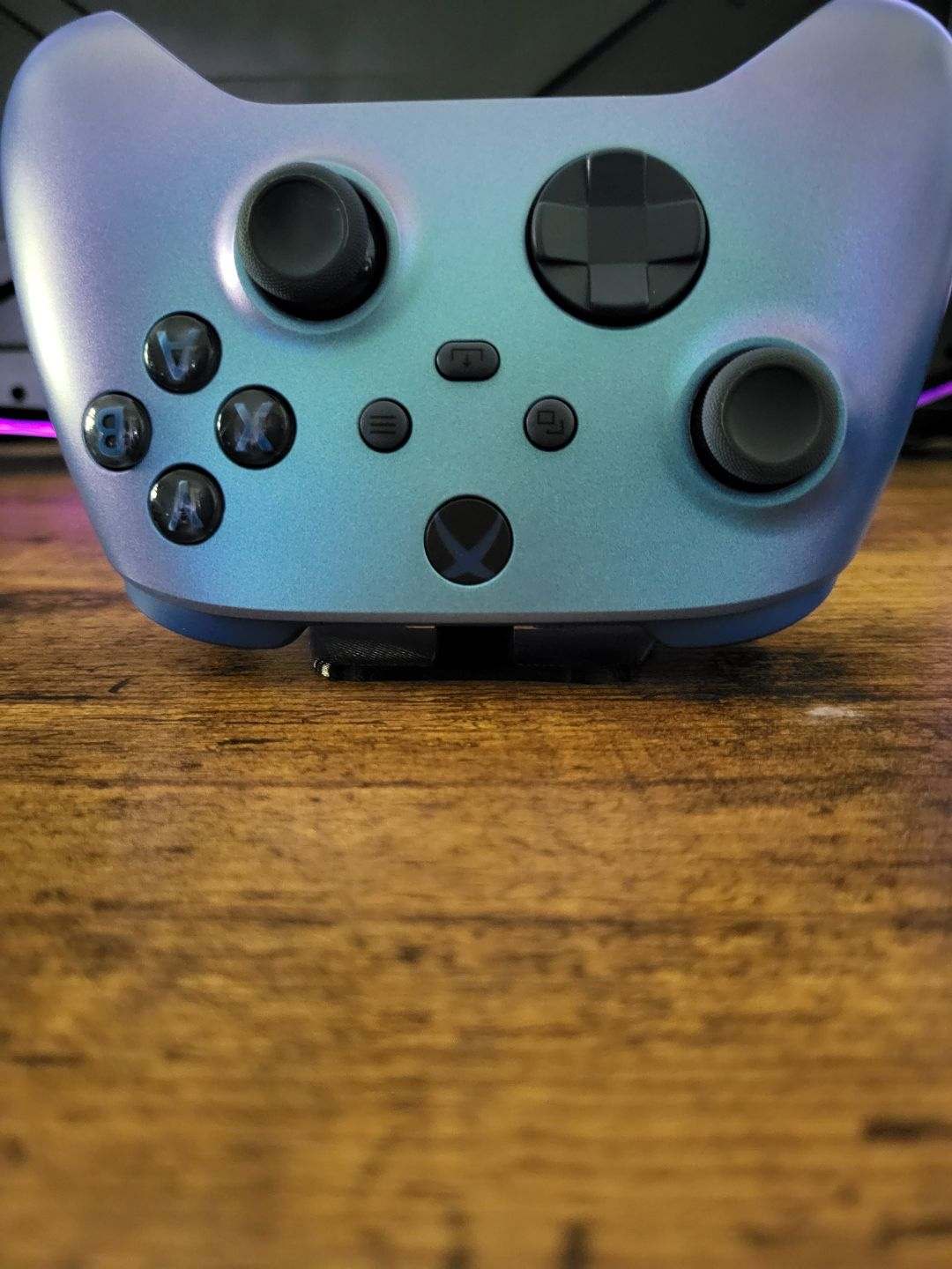 Simple Xbox Controller Stand