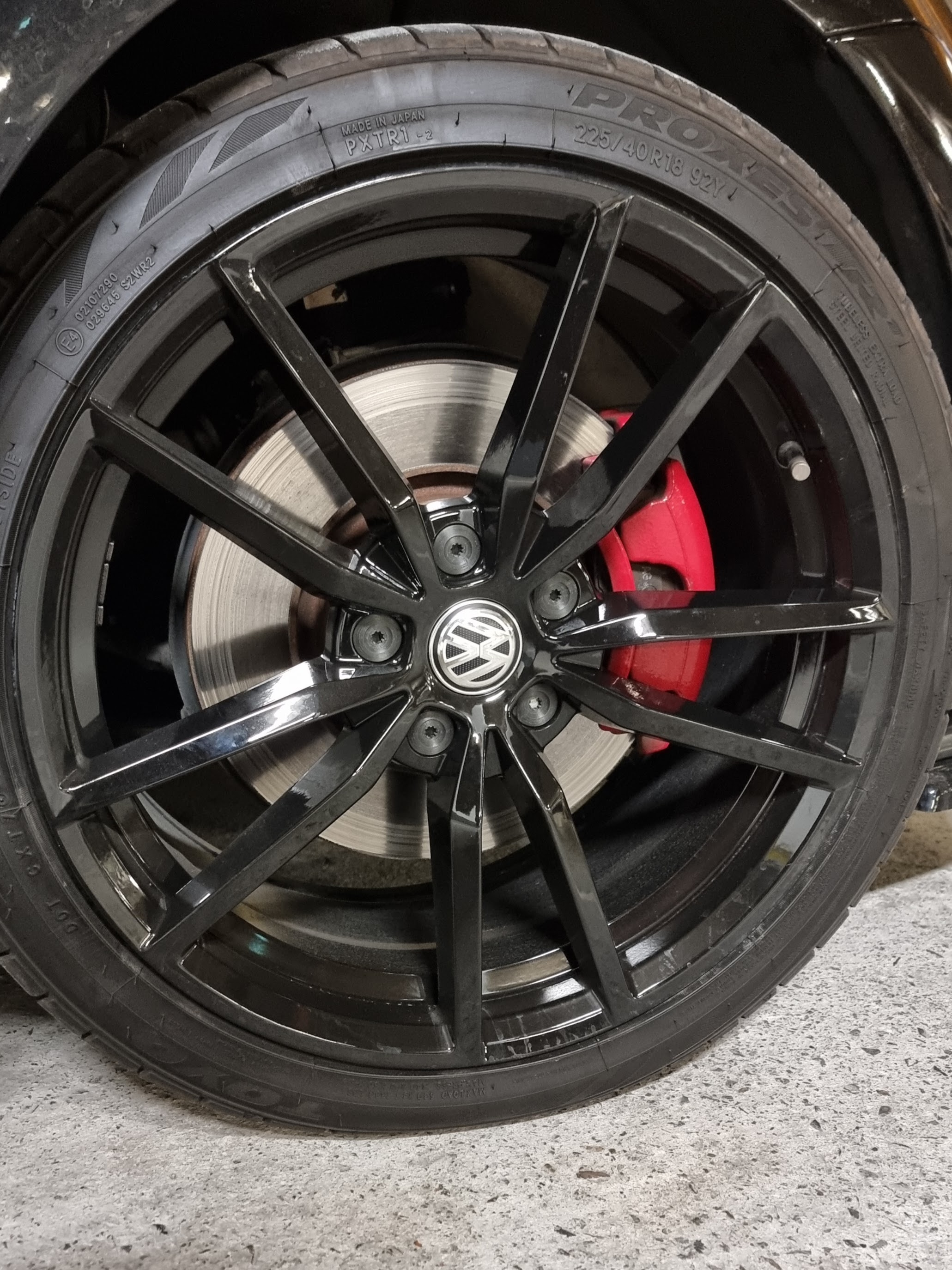 VW Wheel Bolt Nut Cover Low Profile 28MM Diameter