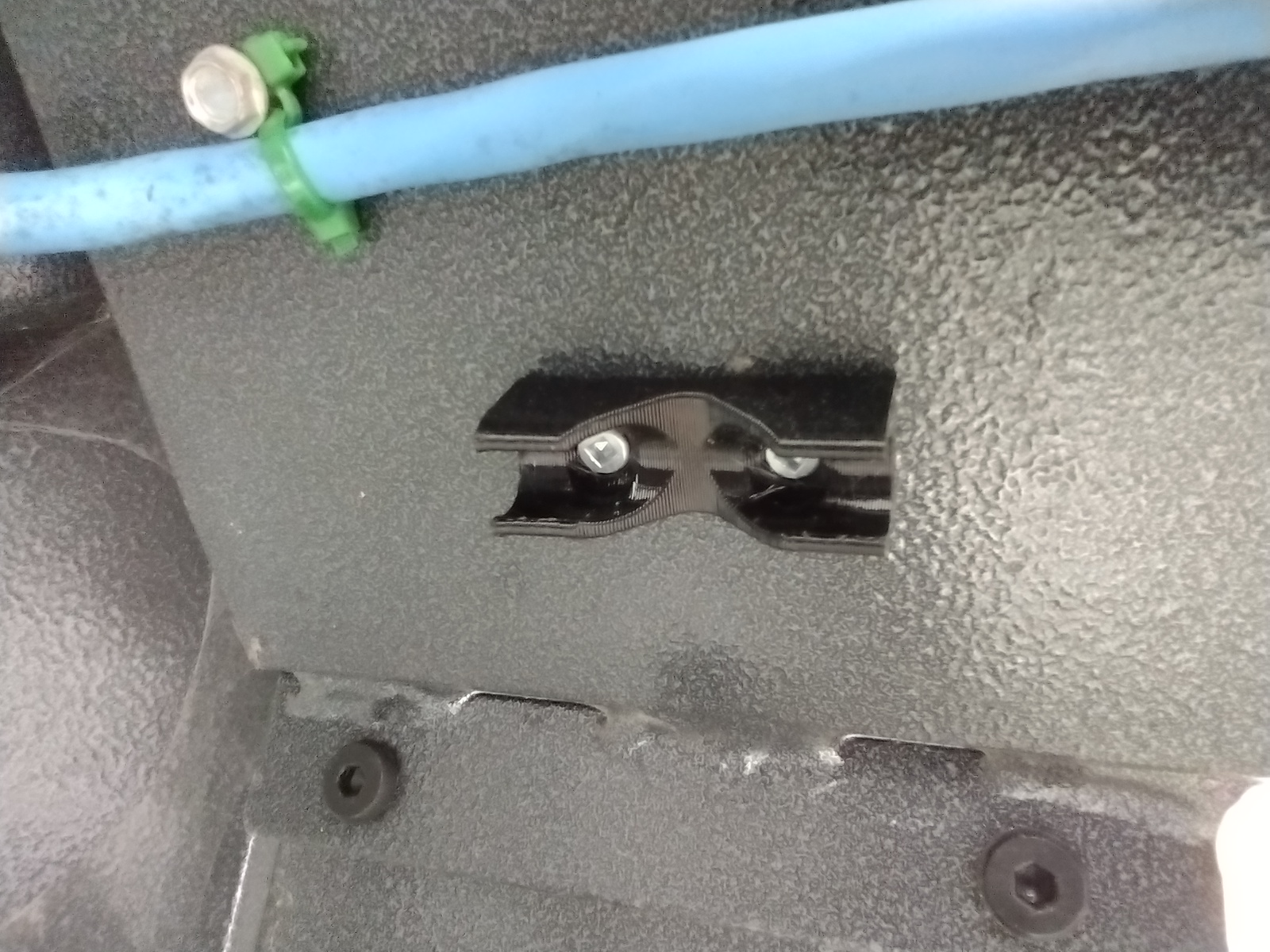 Power Cord Mount/Clip by southbaygsr Download free STL model