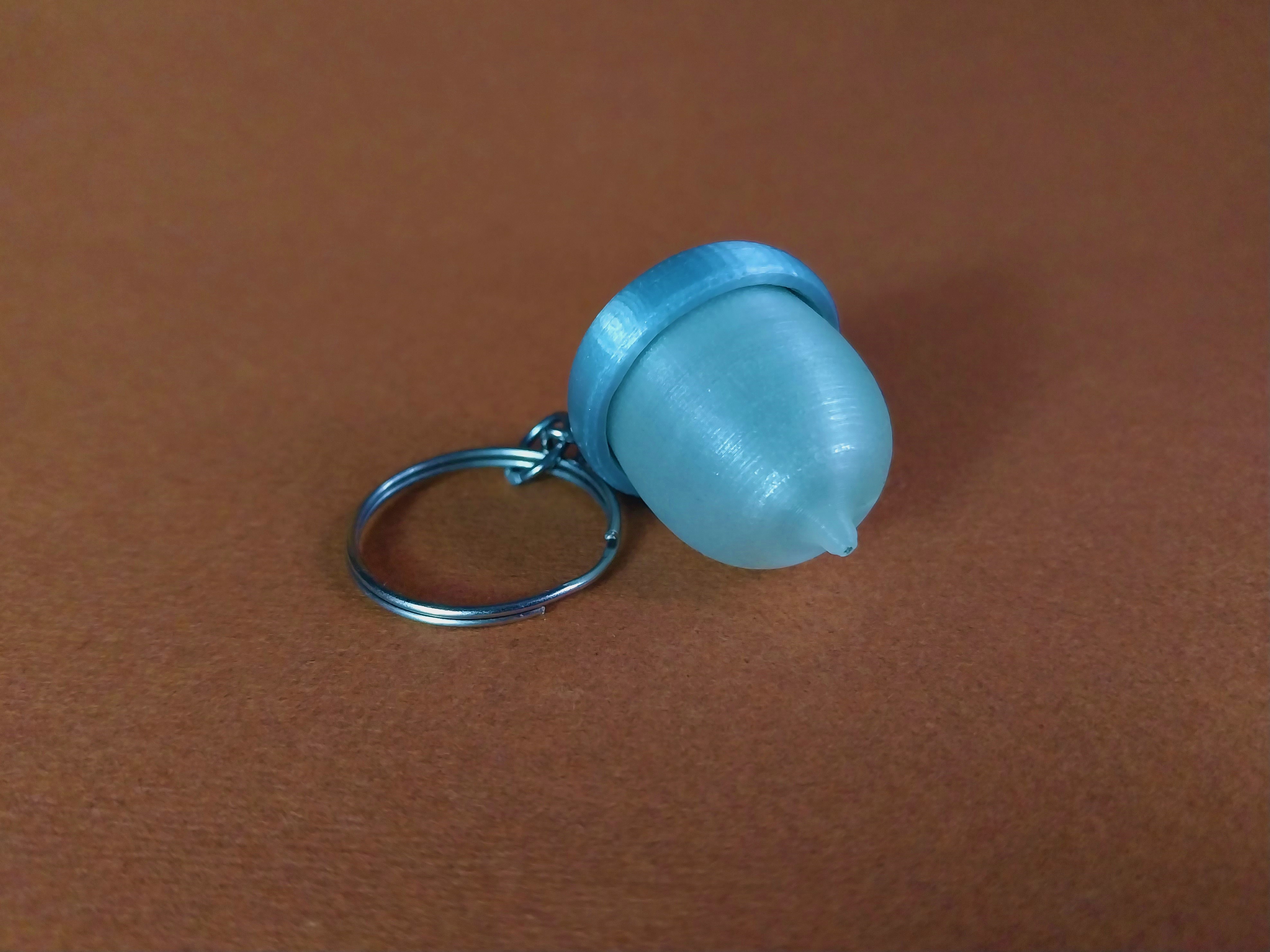 keychain container