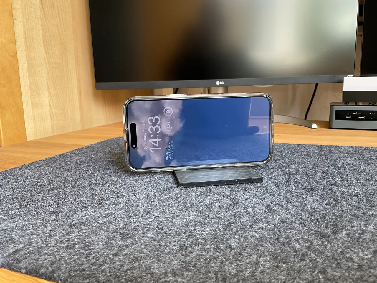 Apple tv facetime mount for iphone : r/appletv