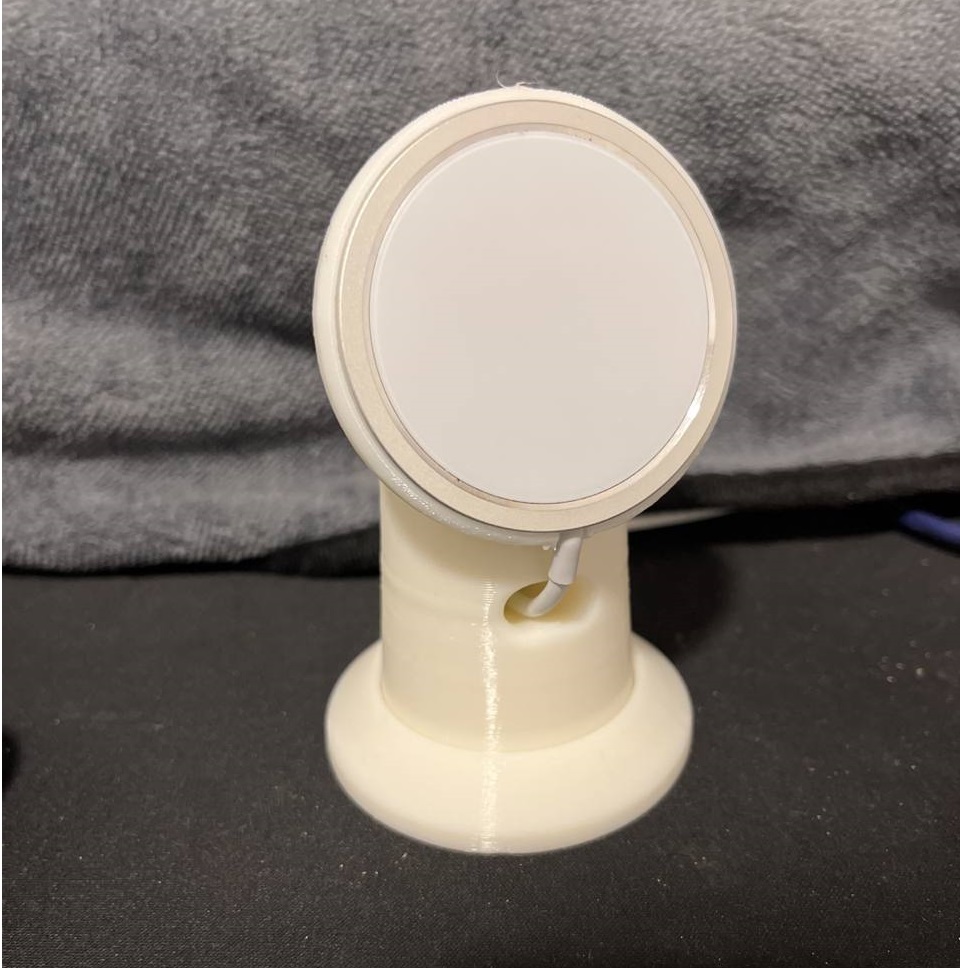 iPhone 13 mini MagSafe stand with bearing