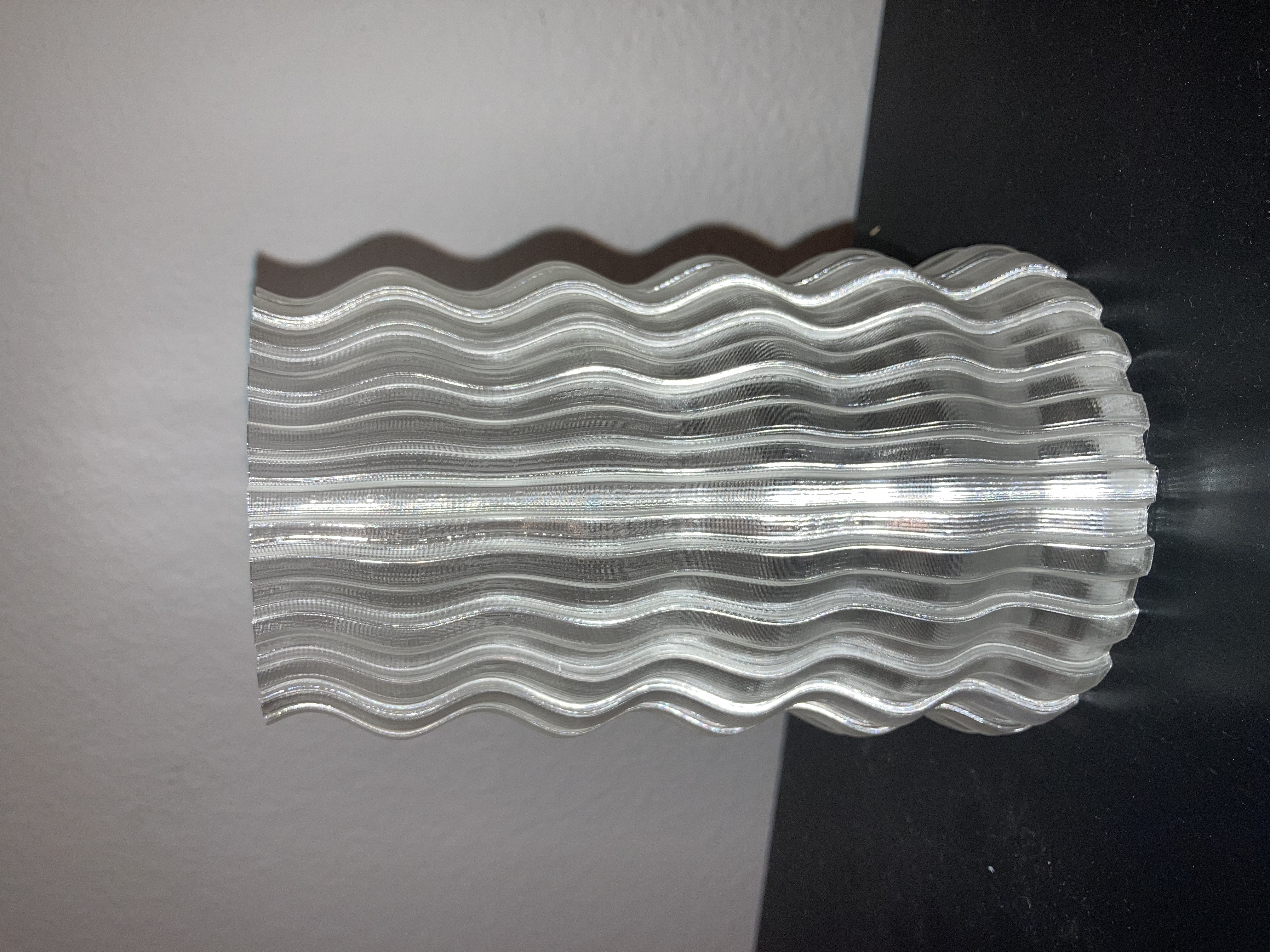 Fun Wavy Vase (vase mode)