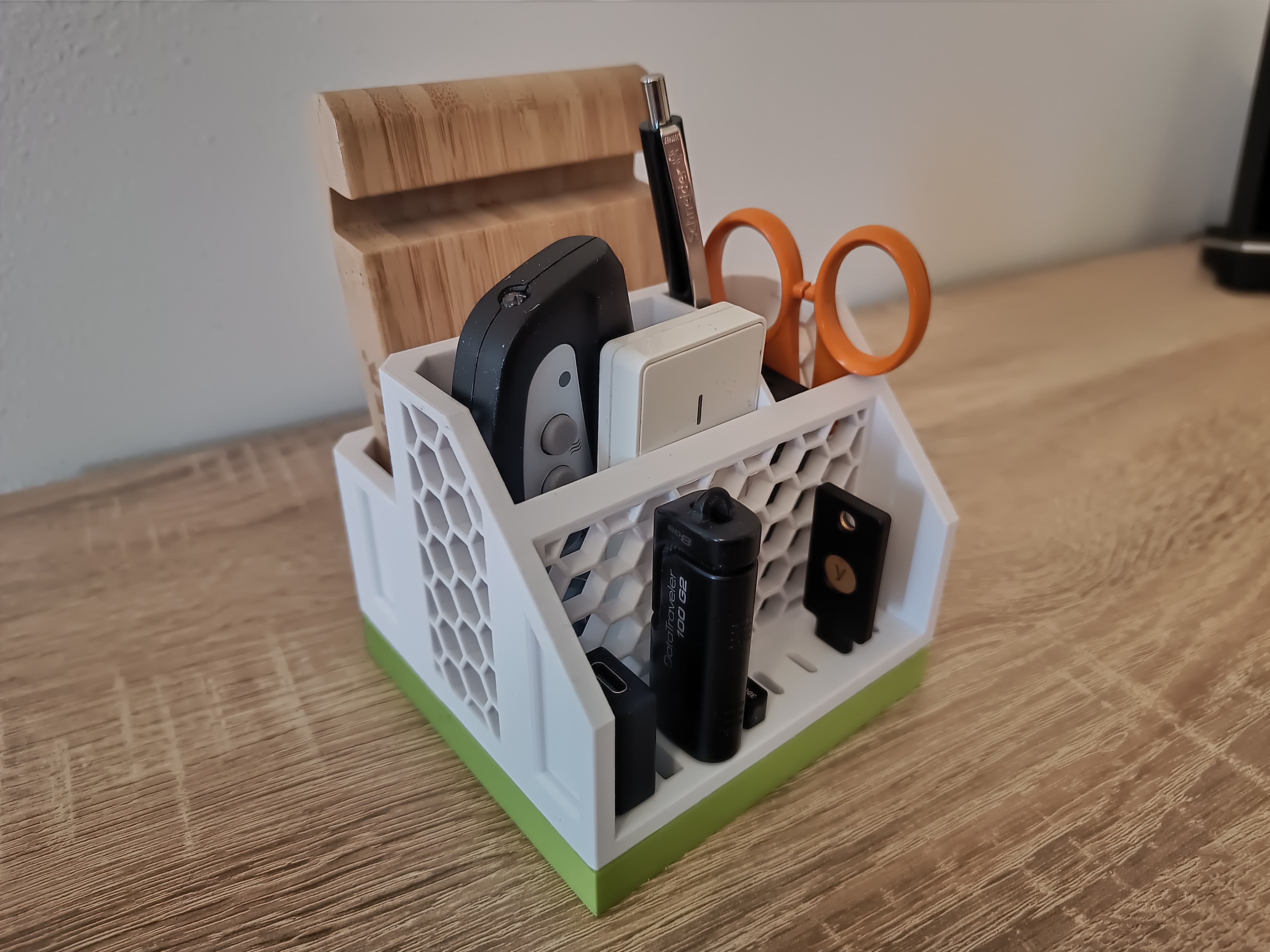 Desktop Organizer