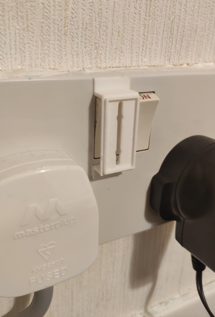 Miniatura 3 do modelo 3D Light and Socket Switch Guard UK