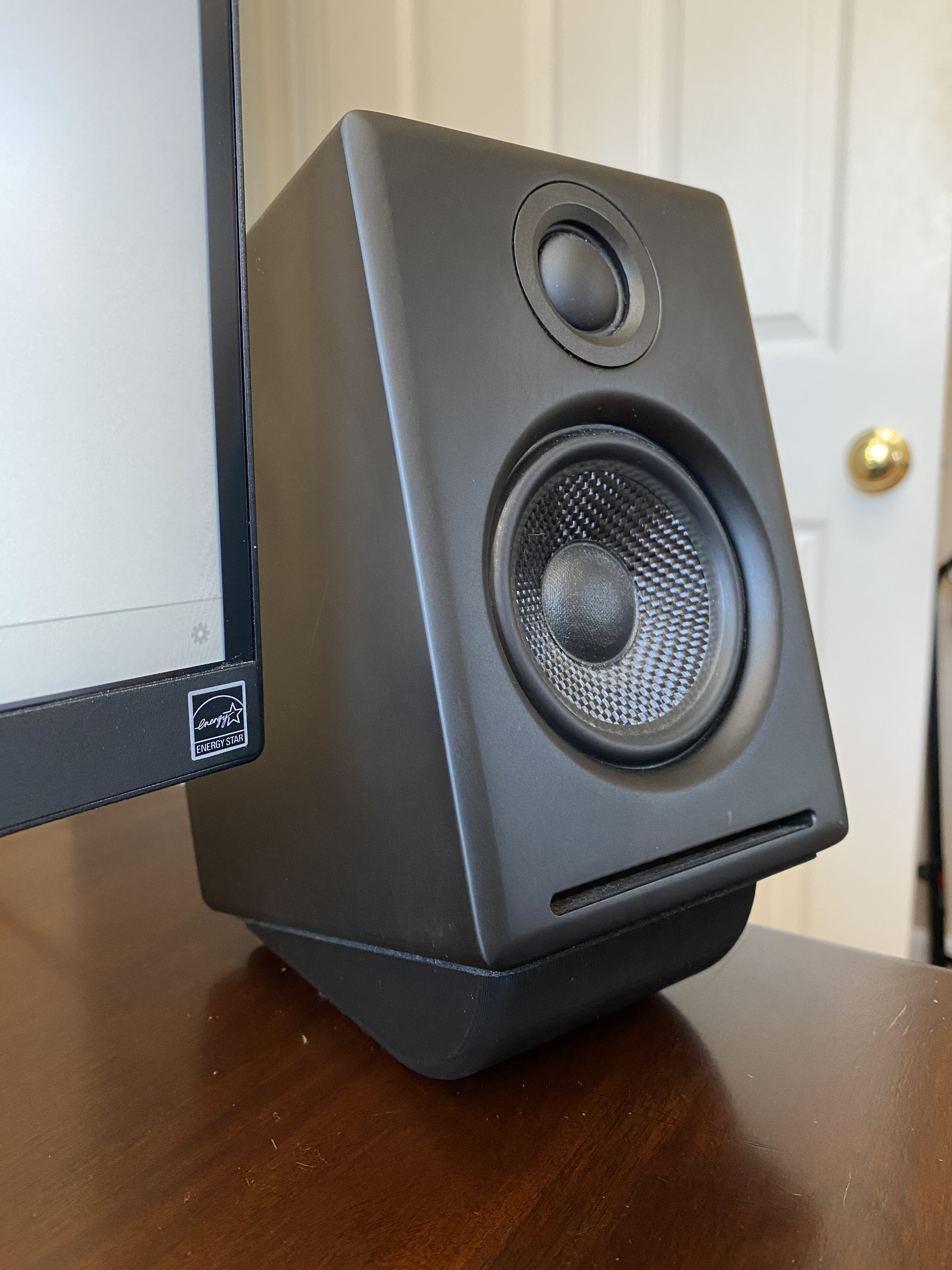 Speaker Stand (Audioengine A2+) — thumbnail 2