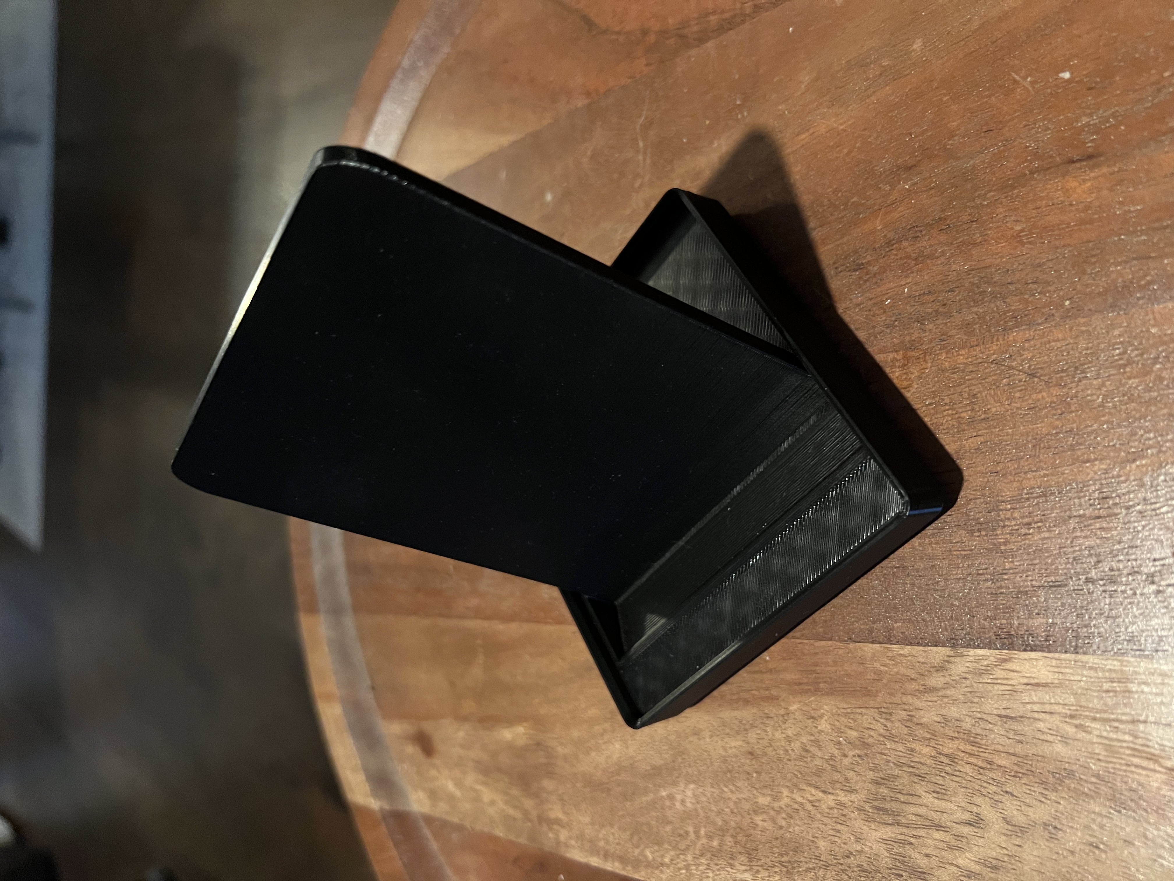 Vertical iPhone Stand for Gridfinity (2x2)