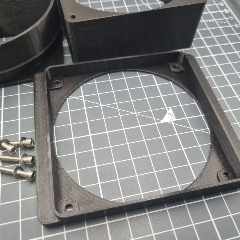 STL file Xtool M1 Exhaust Adaptor 🧑‍🔧・3D printing idea to