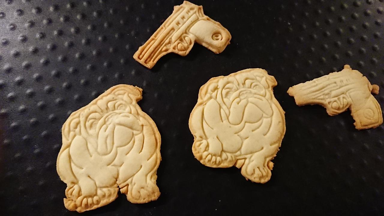 Cookie cutter Bulldog