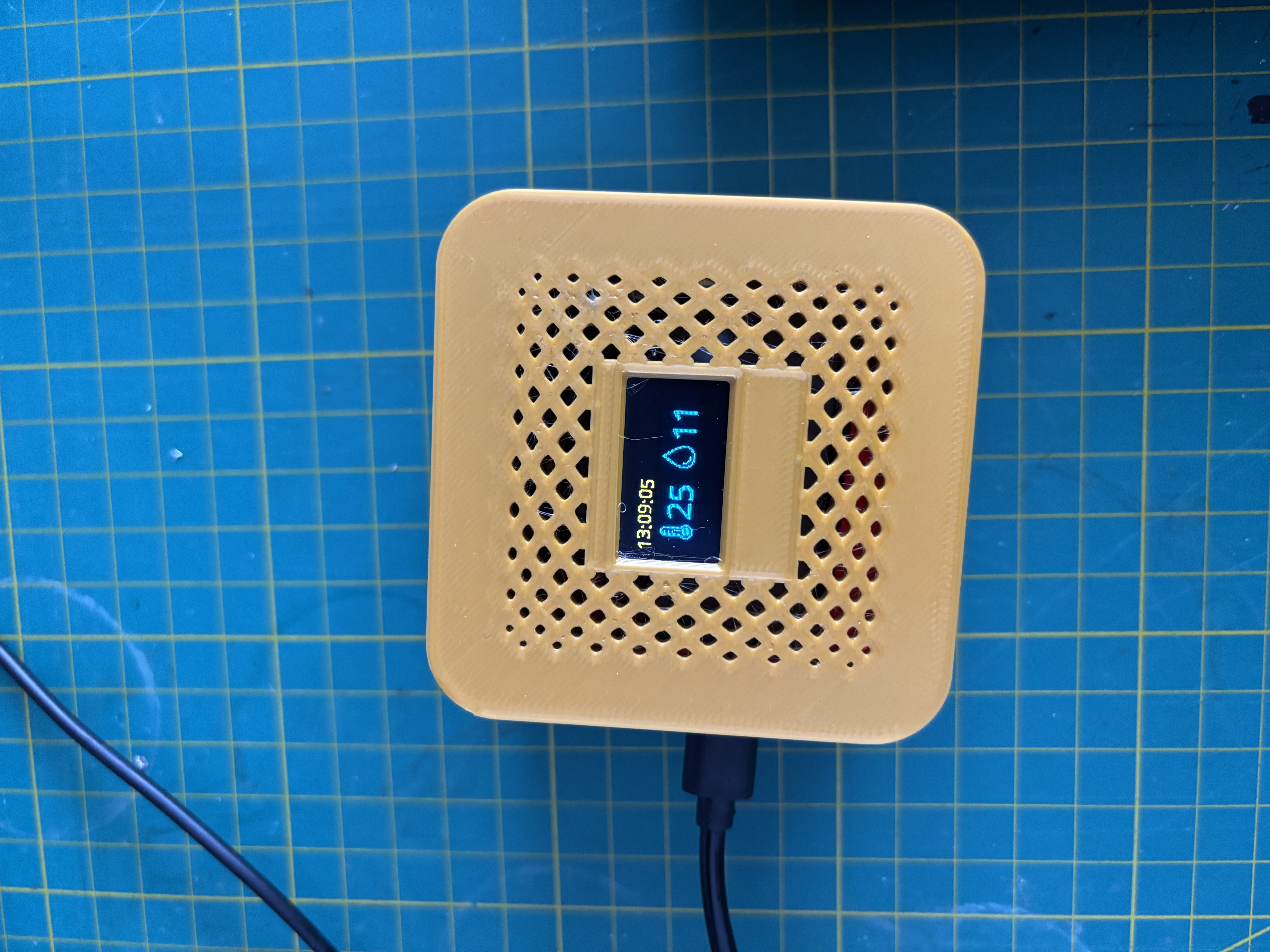 Air Quality Sensor Case with Display