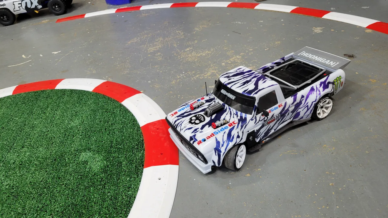 Rc drift store car track