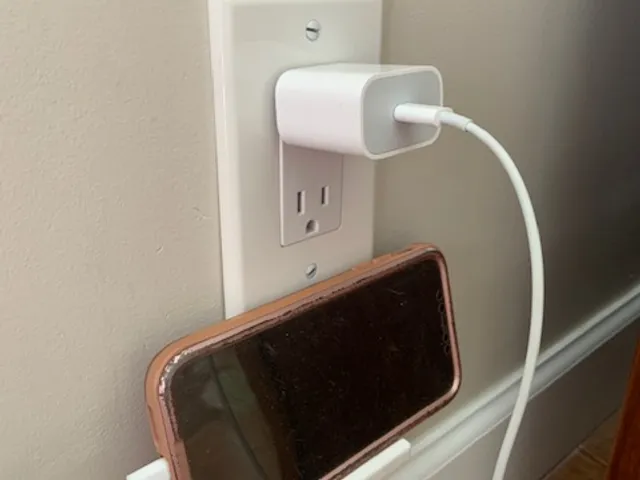 Adjustable Outlet Support Shelf