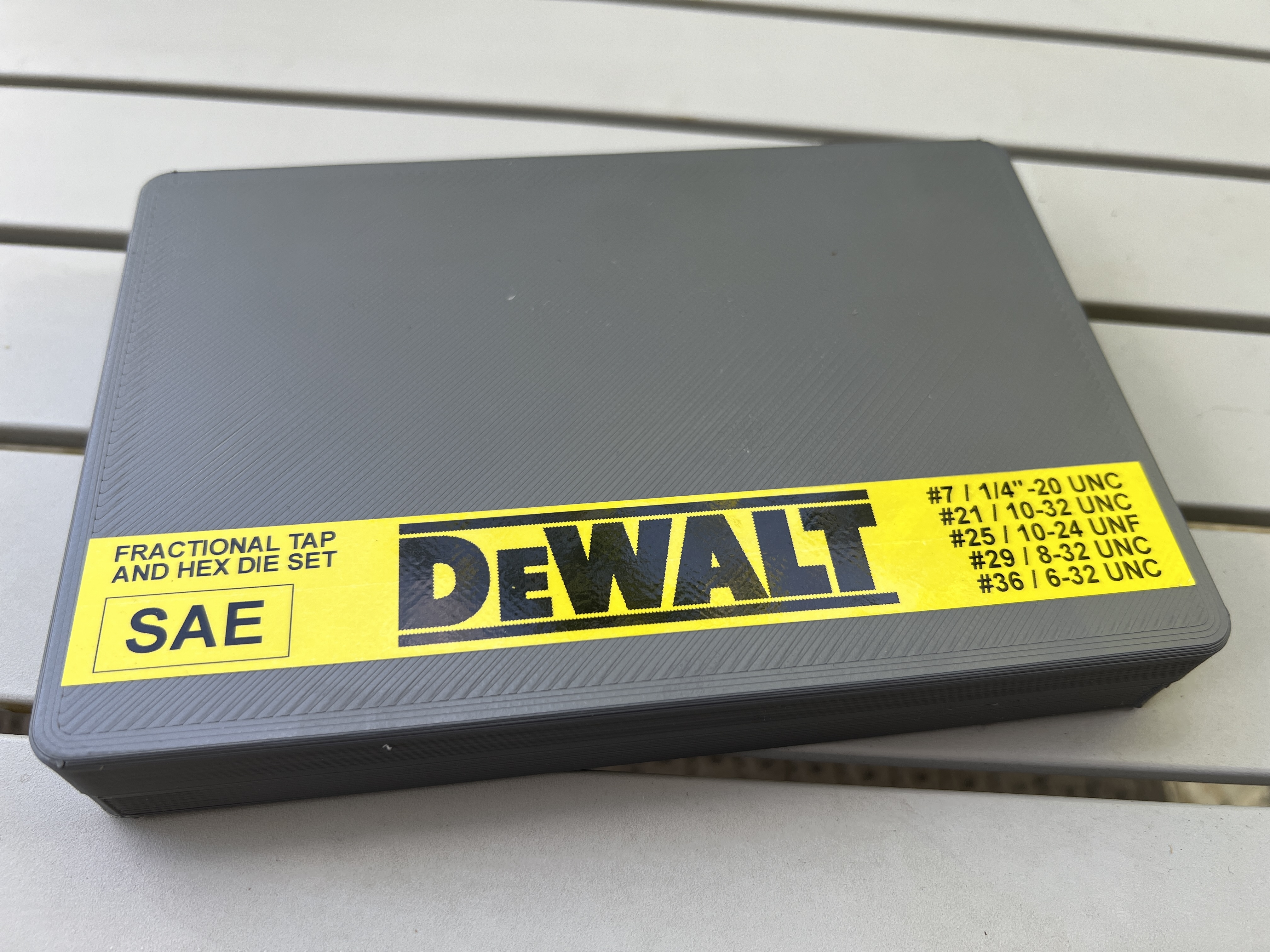 DeWALT SAE Fractional Tap and Hex Die Set Case by thomers