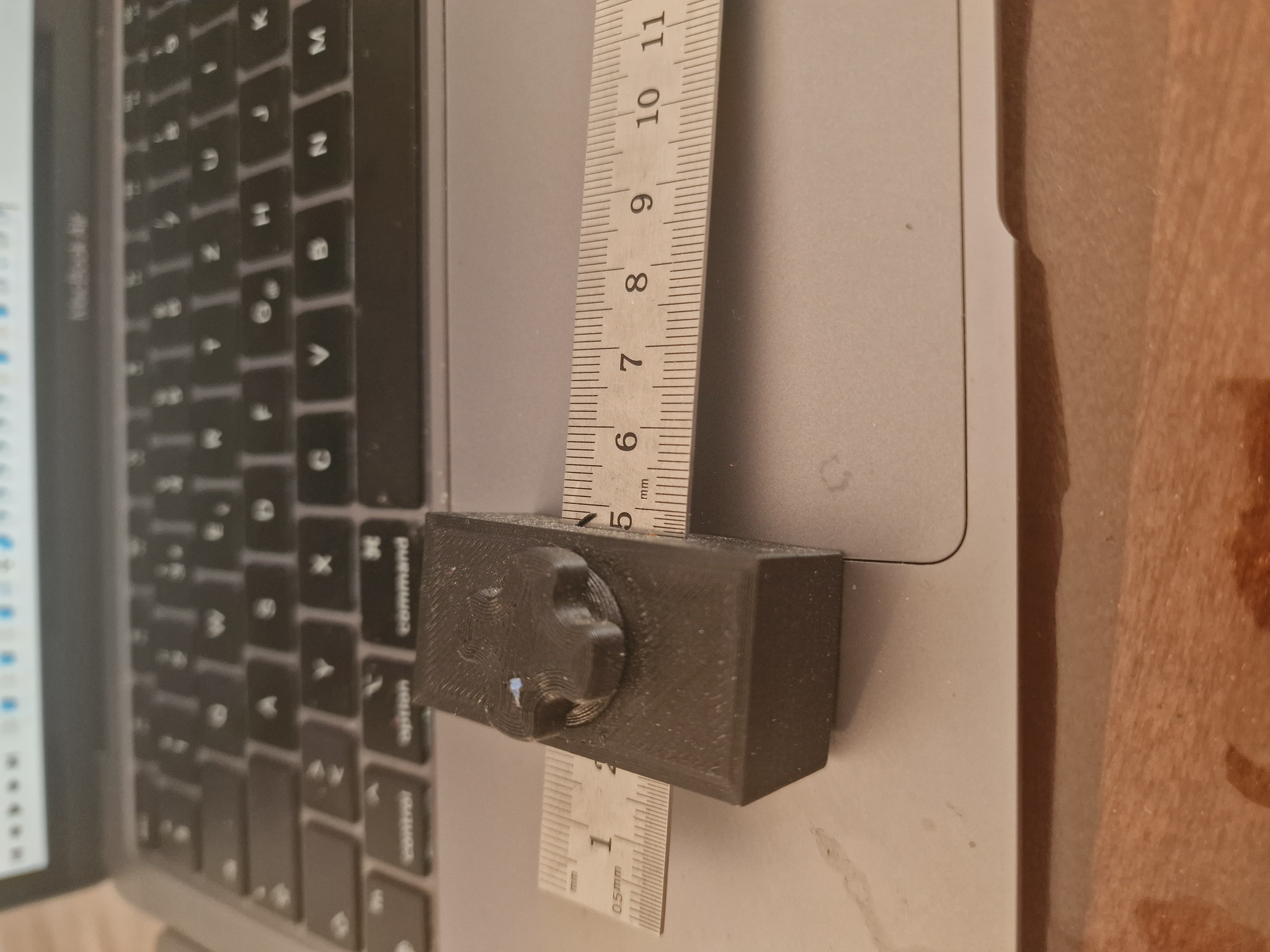 linear carpenter