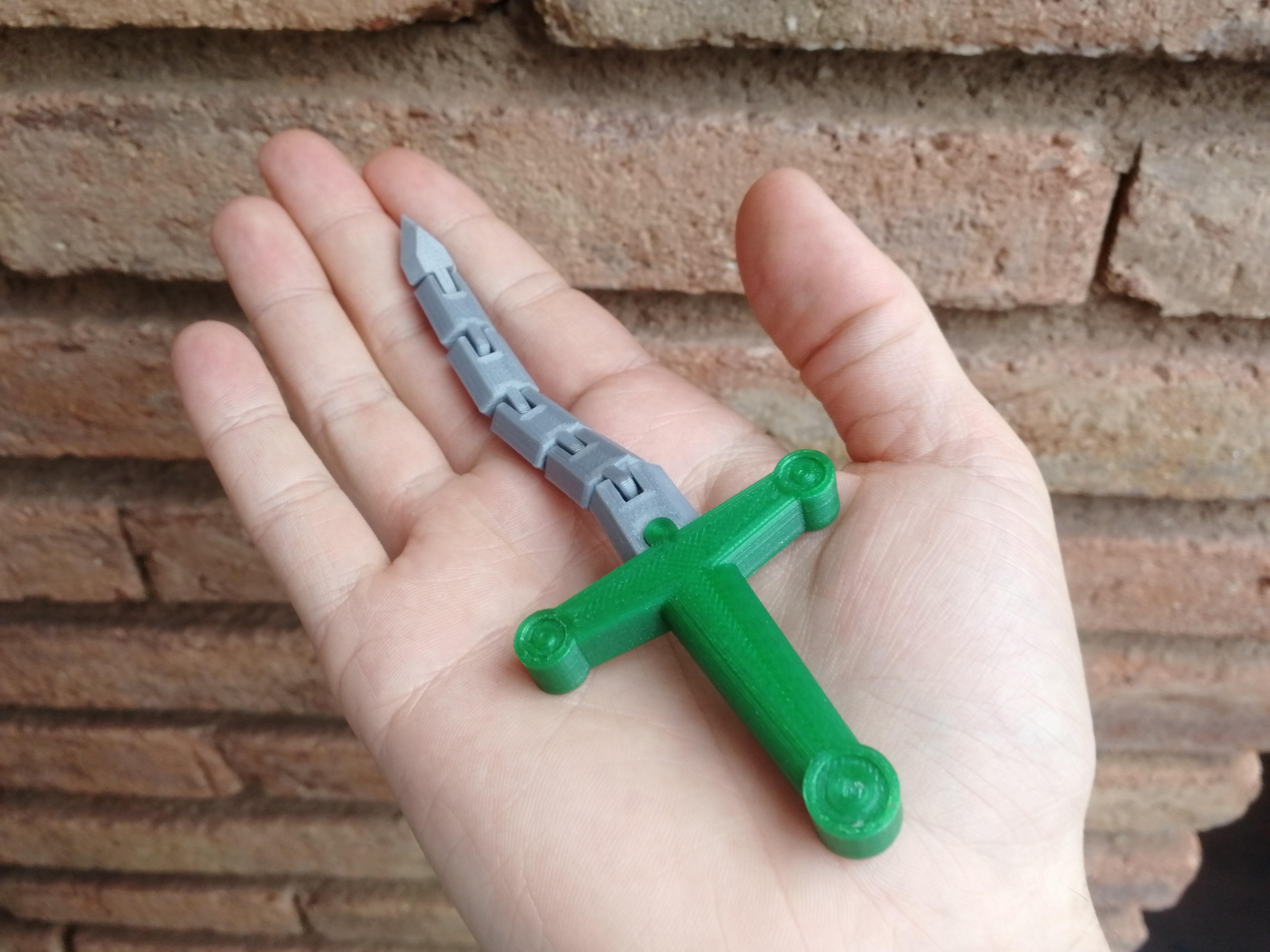 Miniatura 2 do modelo 3D The Useless Sword - Flexi Sword