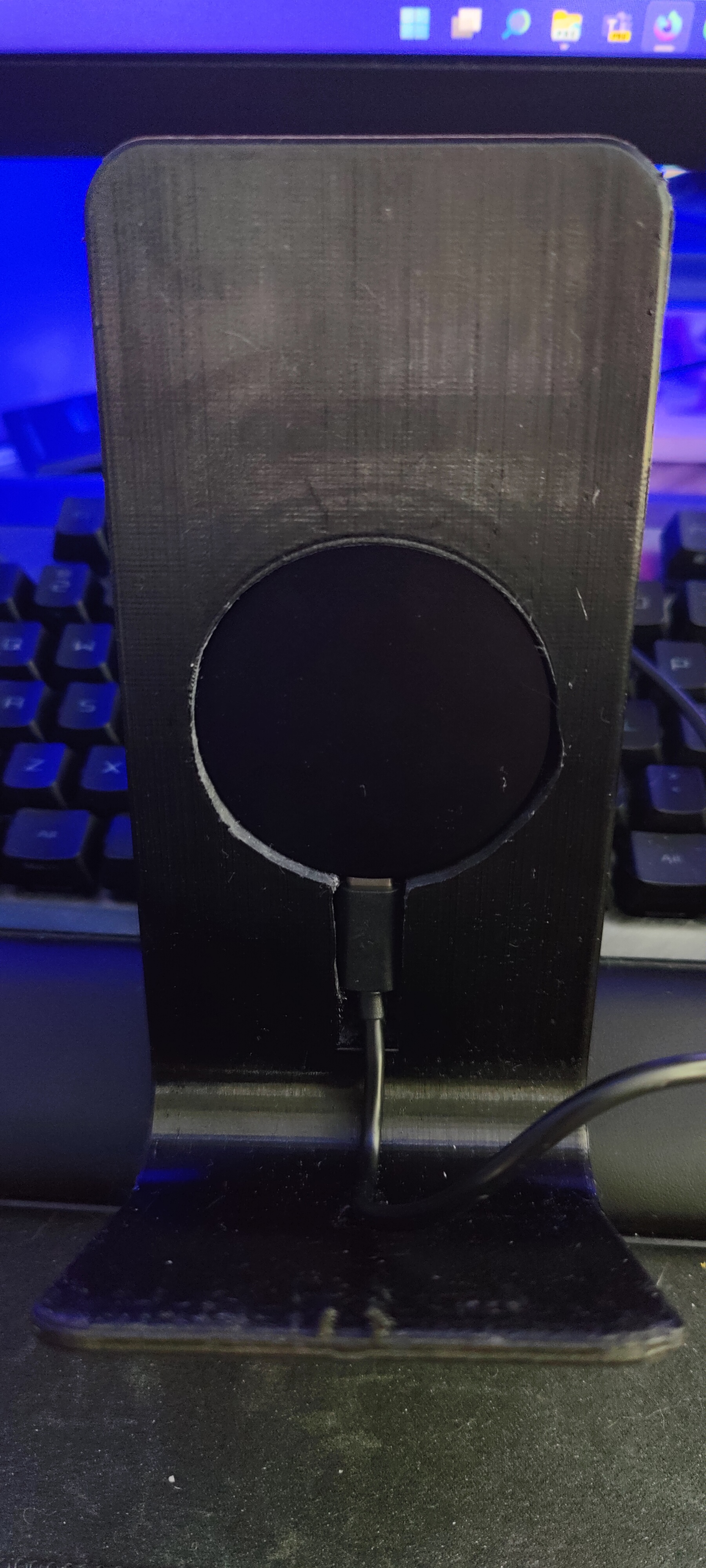 OnePlus 9 Pro Wireless Charging Stand