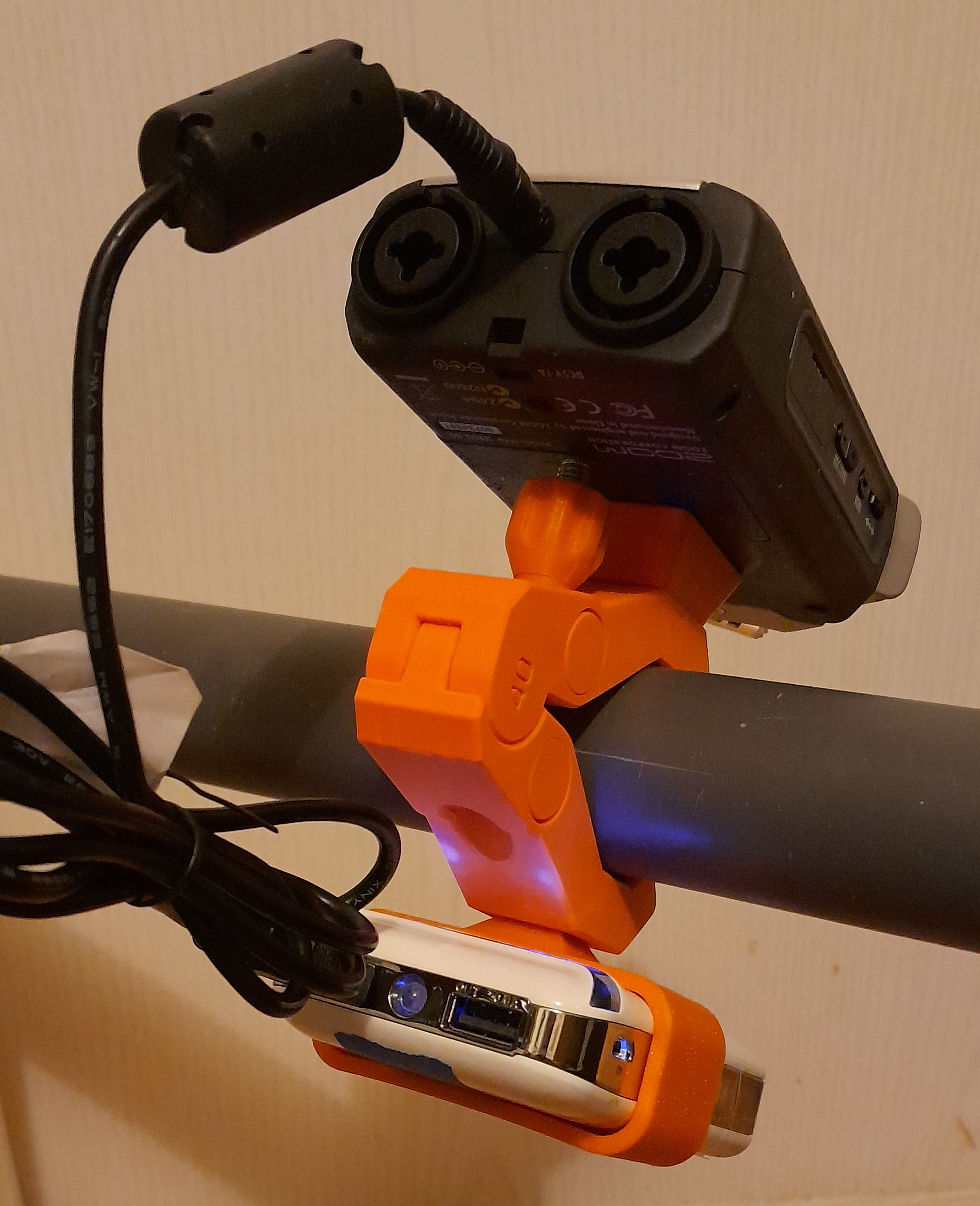 Almost Print In Place Clamp by fbeauKmi Download free STL model