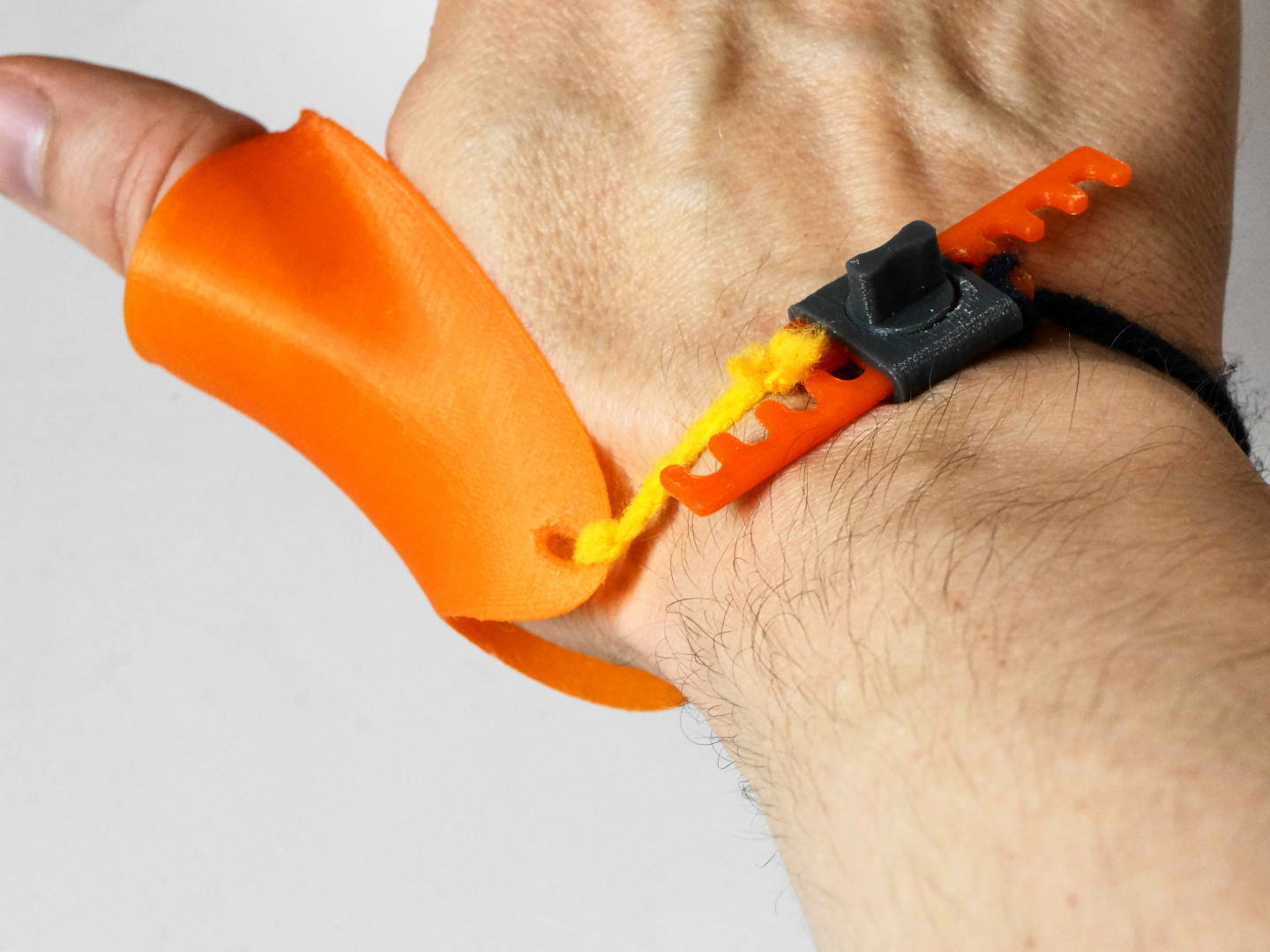 Thumb brace