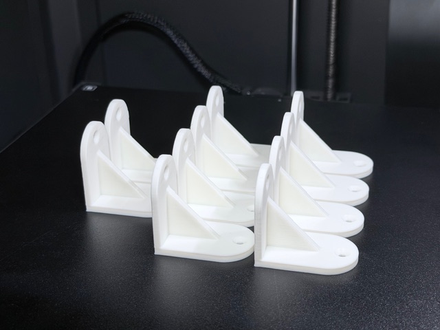 Shelf Bracket with Beveled Screw Holes