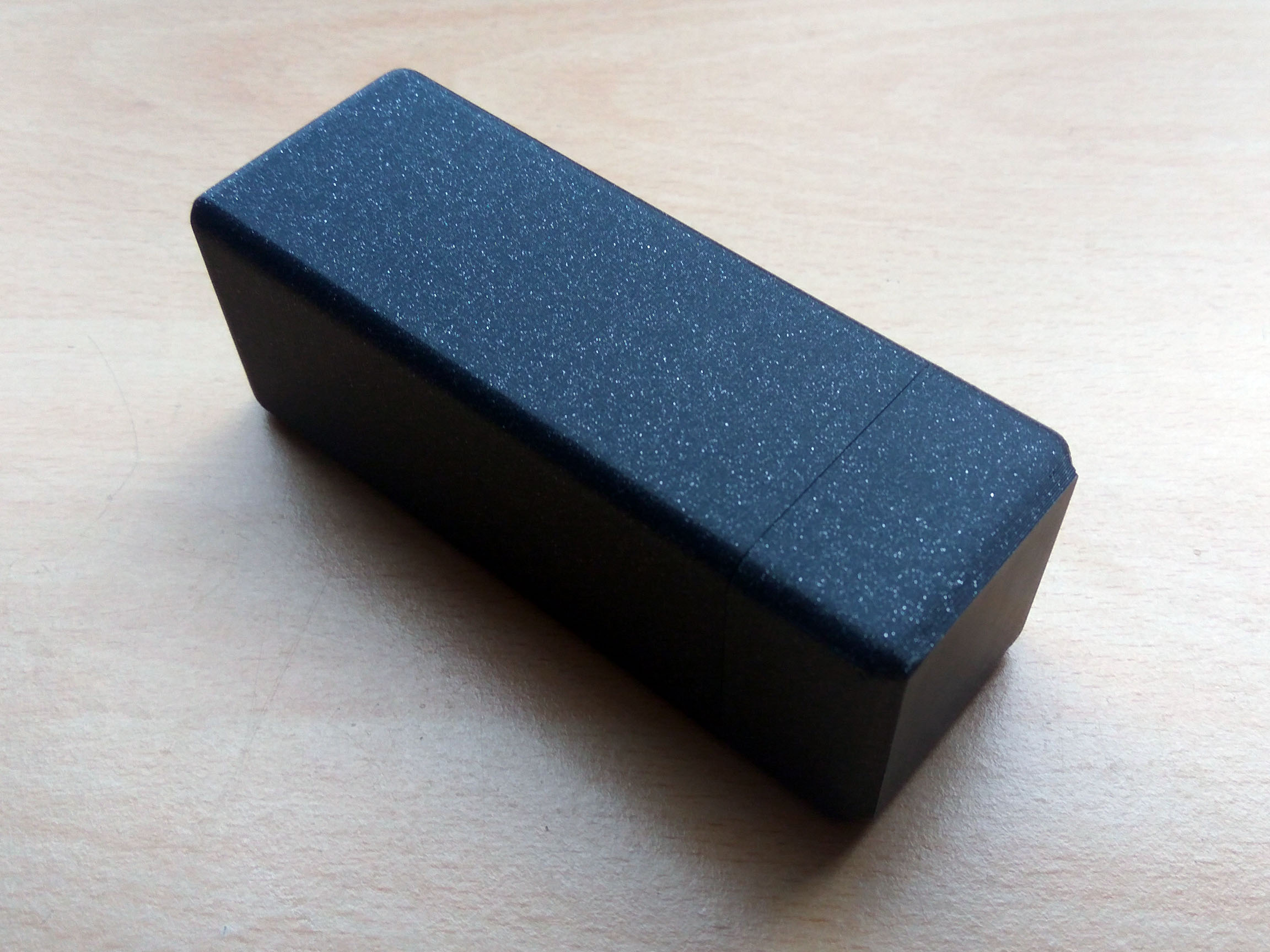 Miniatura 3 do modelo 3D Rounded Box With Lid - V2