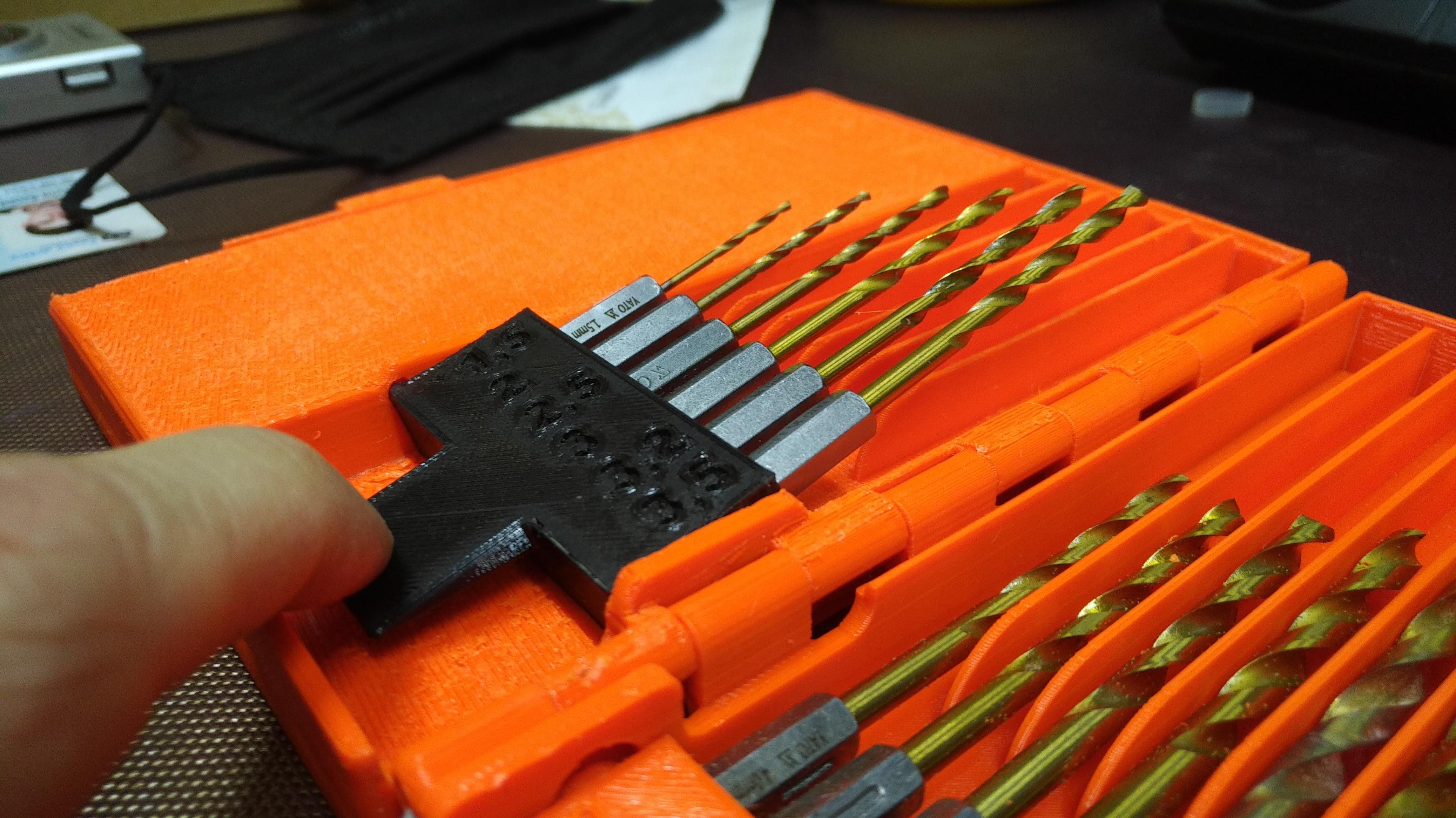 Miniatura 4 do modelo 3D Hex Drill Bit Case