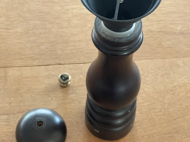 Funnel for Peugeot Salt and Pepper Mill