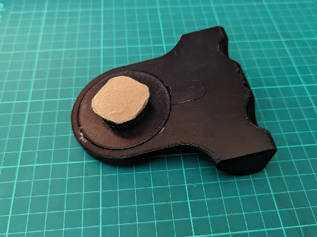 Smaller CamGrip with button but no battery.