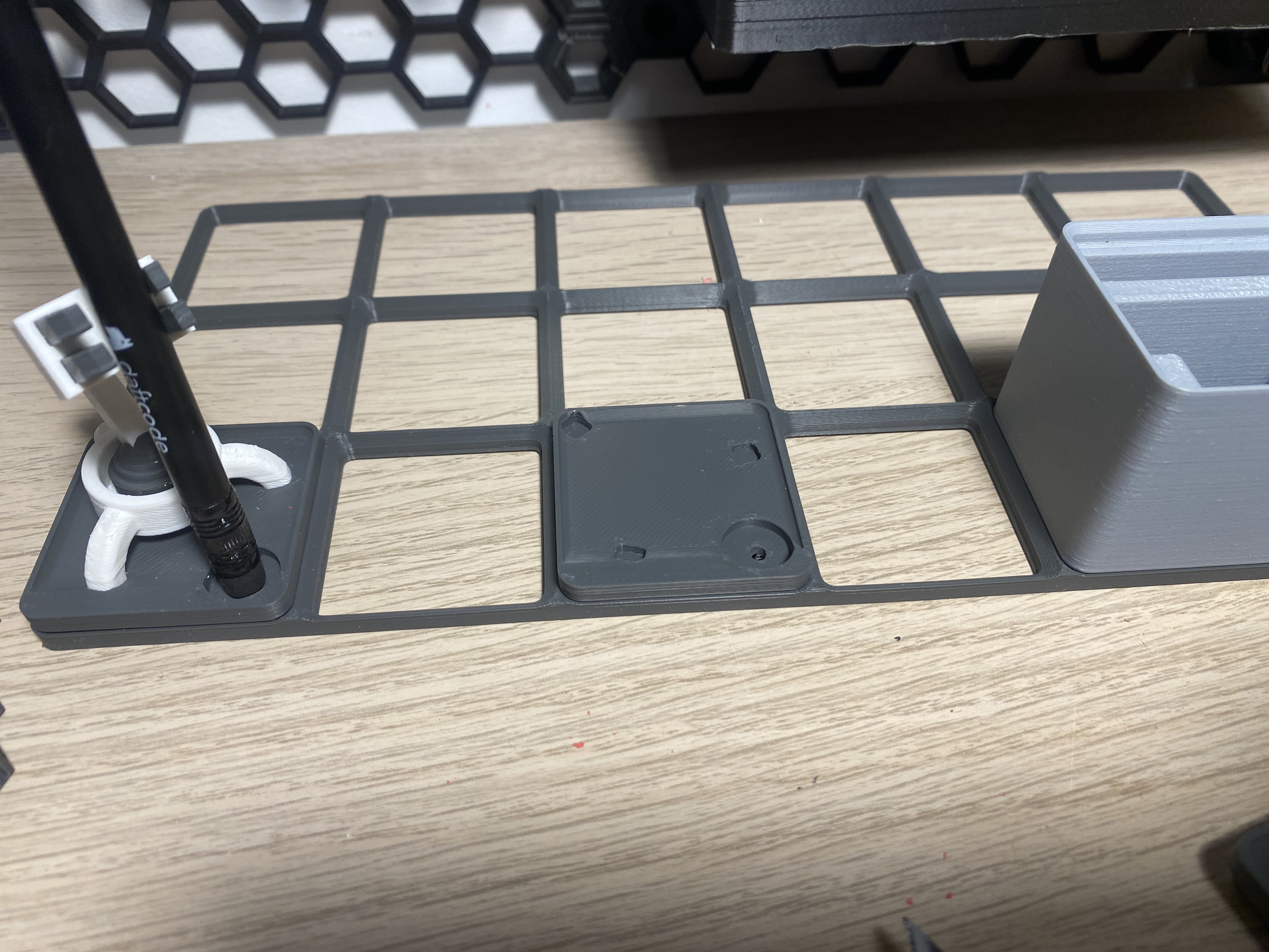 Factorio inserter gridfinity stand 1x1 — miniatura 2