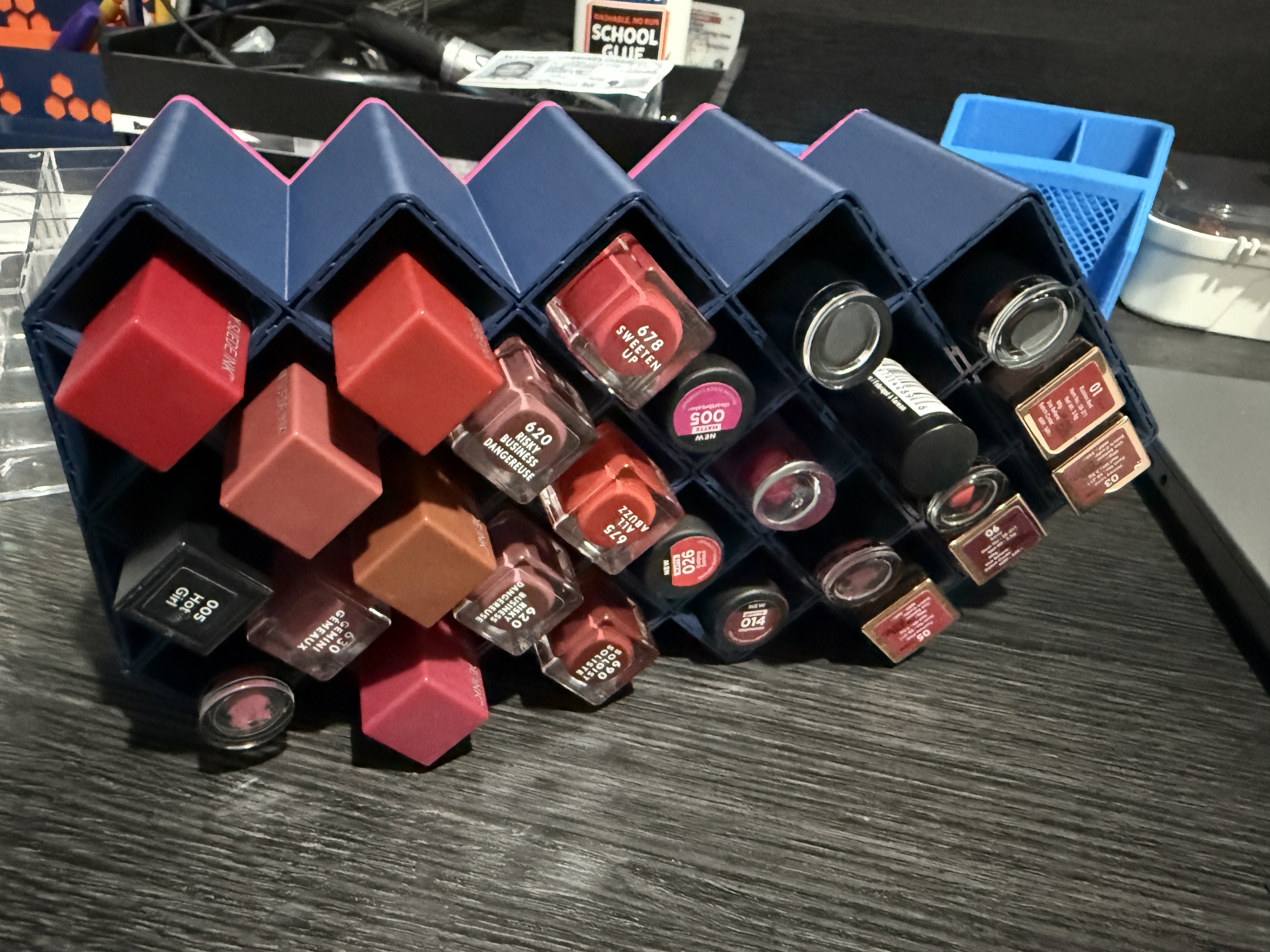 Lipstick  Stand