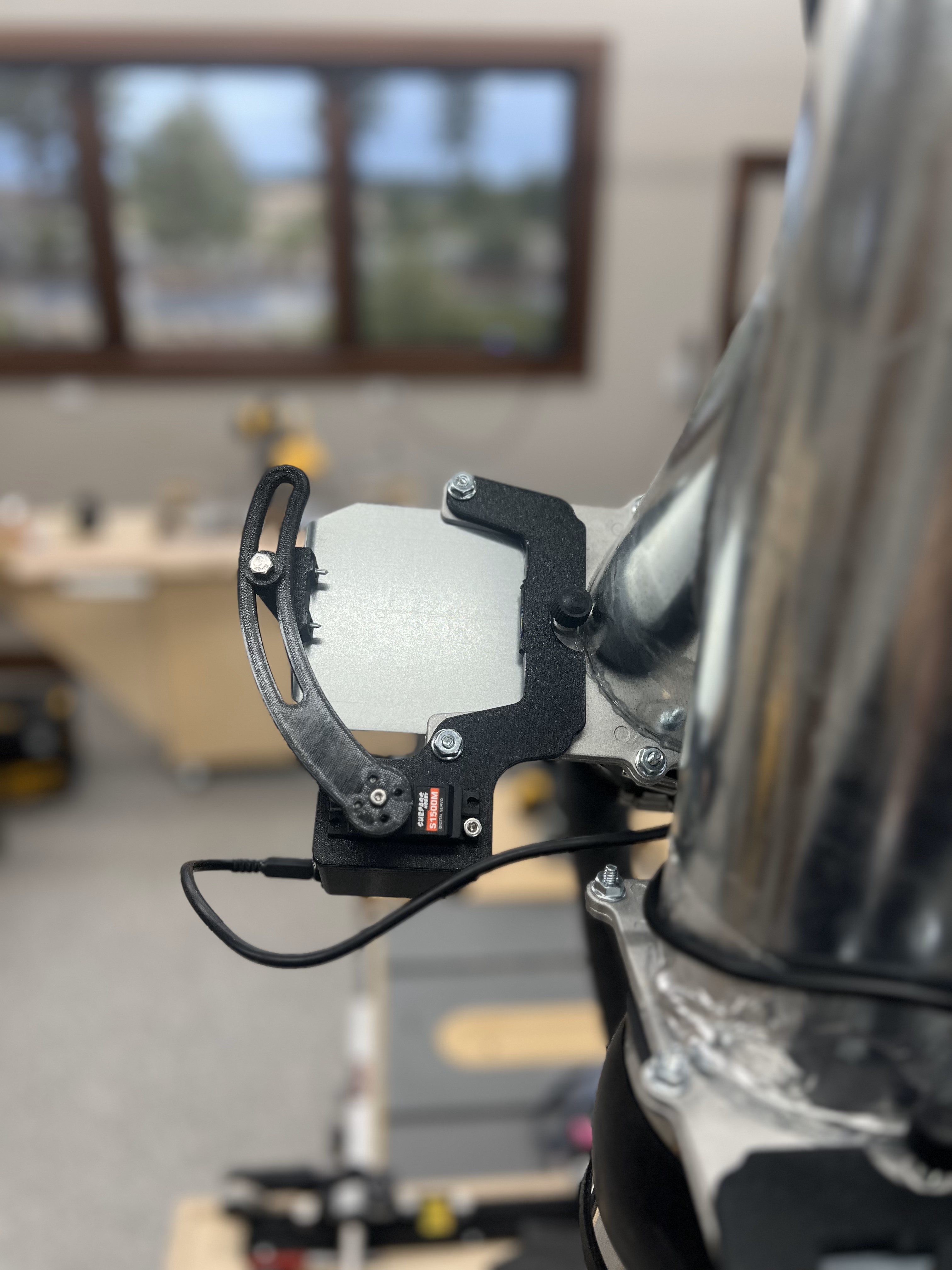 Automated Dust Collection Blast Gate Bracket by curioustech Download