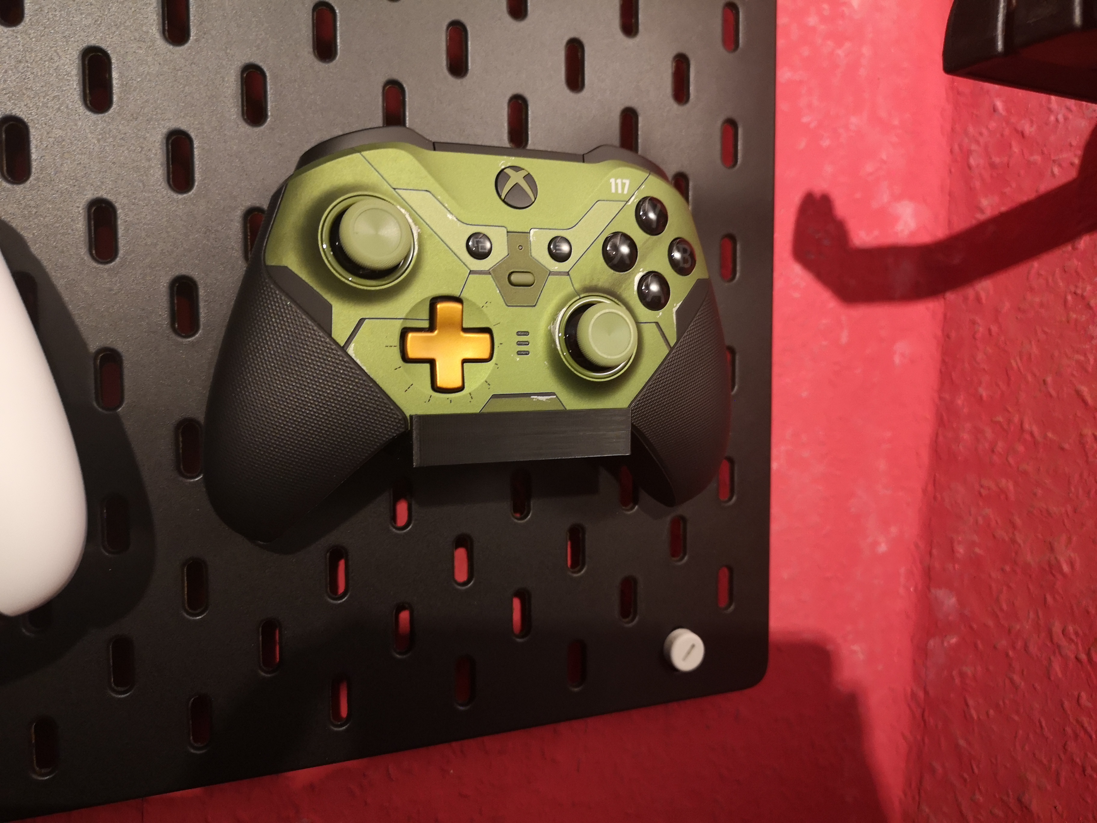 XBOX Elite Controller Series 2 Skadis Holder