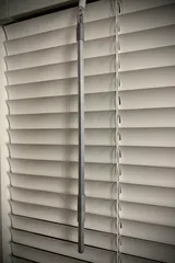 Venetian window blind rod