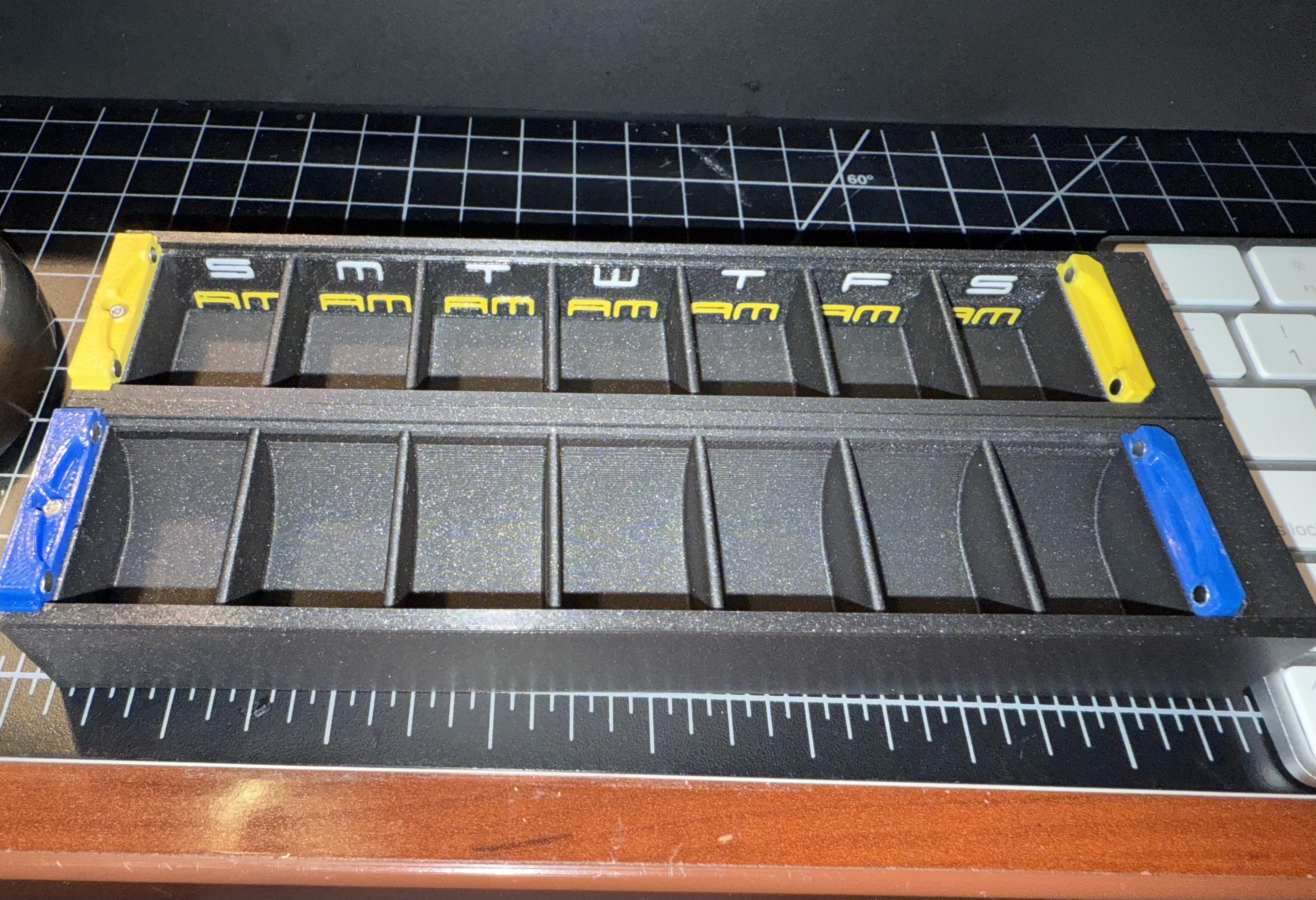 Pill Box Double — thumbnail 2