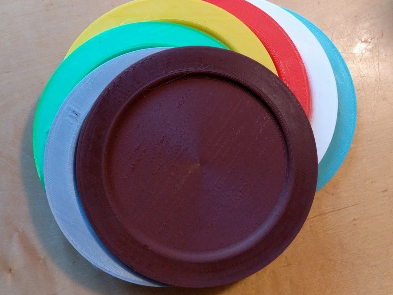 toy kitchen plates