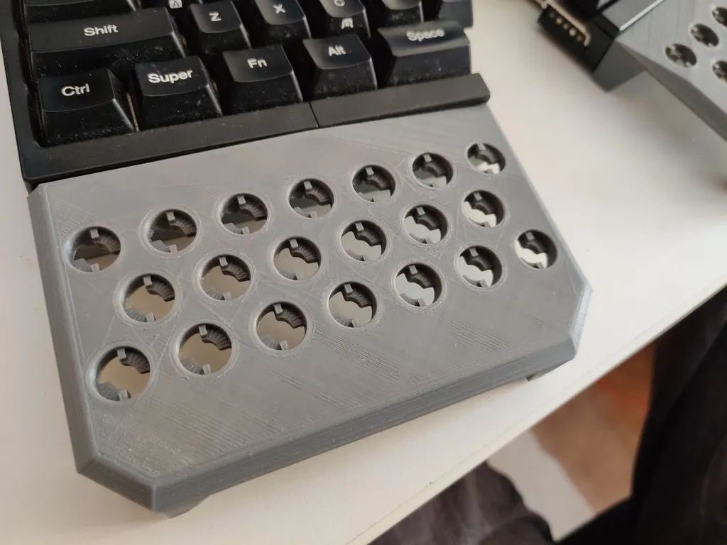 Wooden Palm Rest - Ultimate Hacking Keyboard