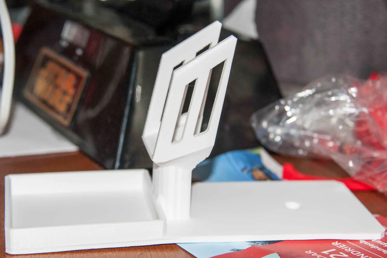 Free STL file Hot Glue Gun stand 🥵・3D printer design to download・Cults
