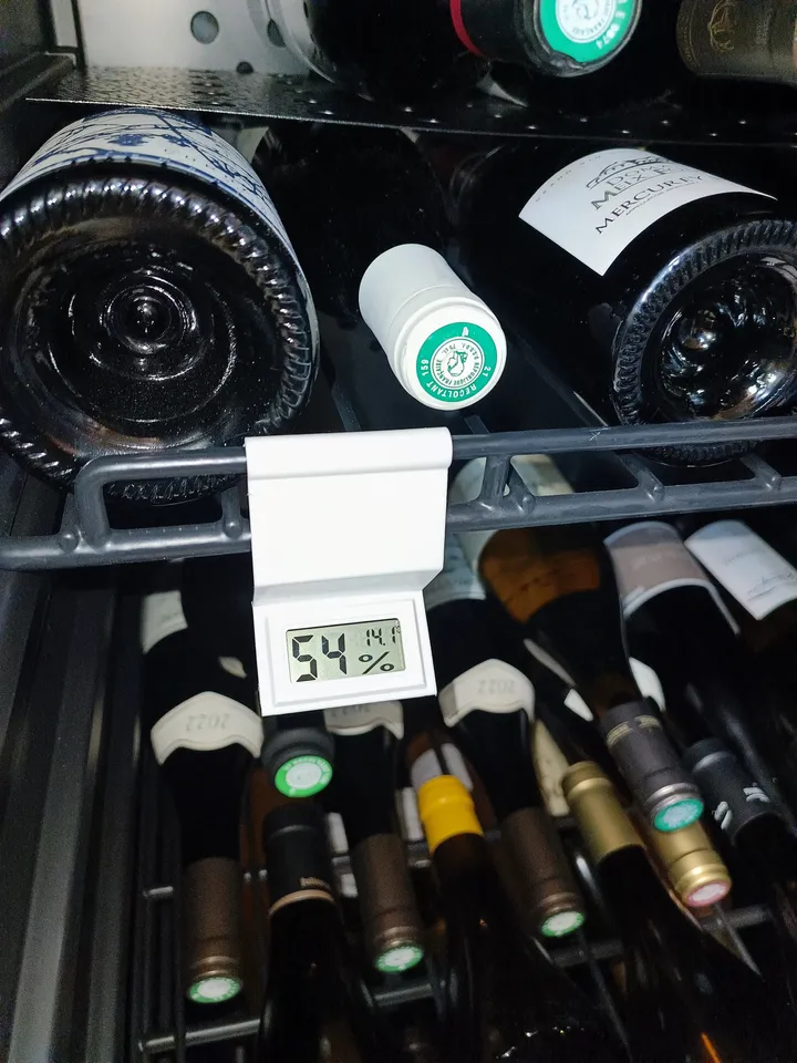 Support hygromètre - thermomètre Cave a vins par Manu D, Téléchargez  gratuitement un modèle STL