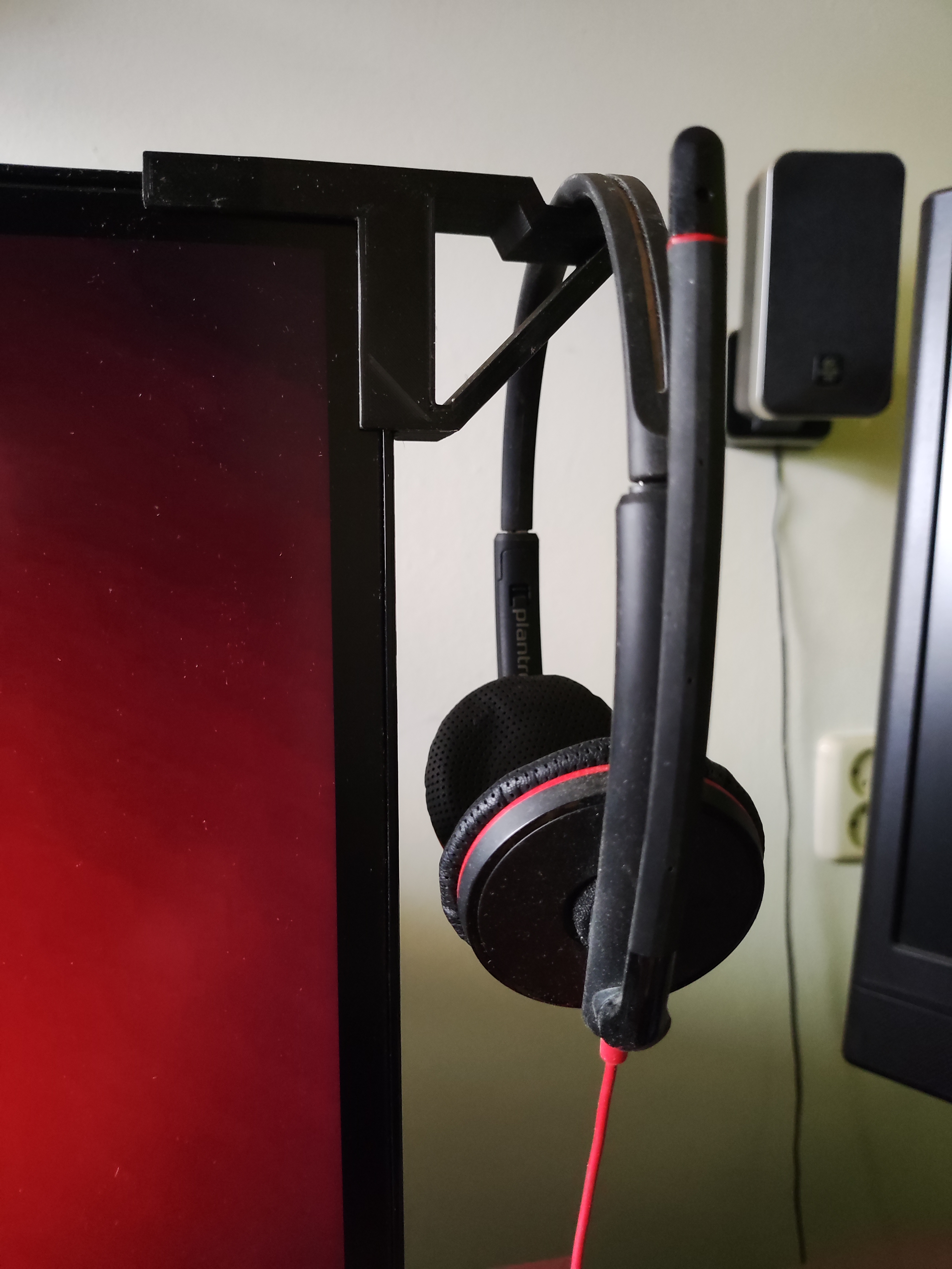 Headset Mount for Iiyama ProLite XUB3490WQSU Monitor (and others)