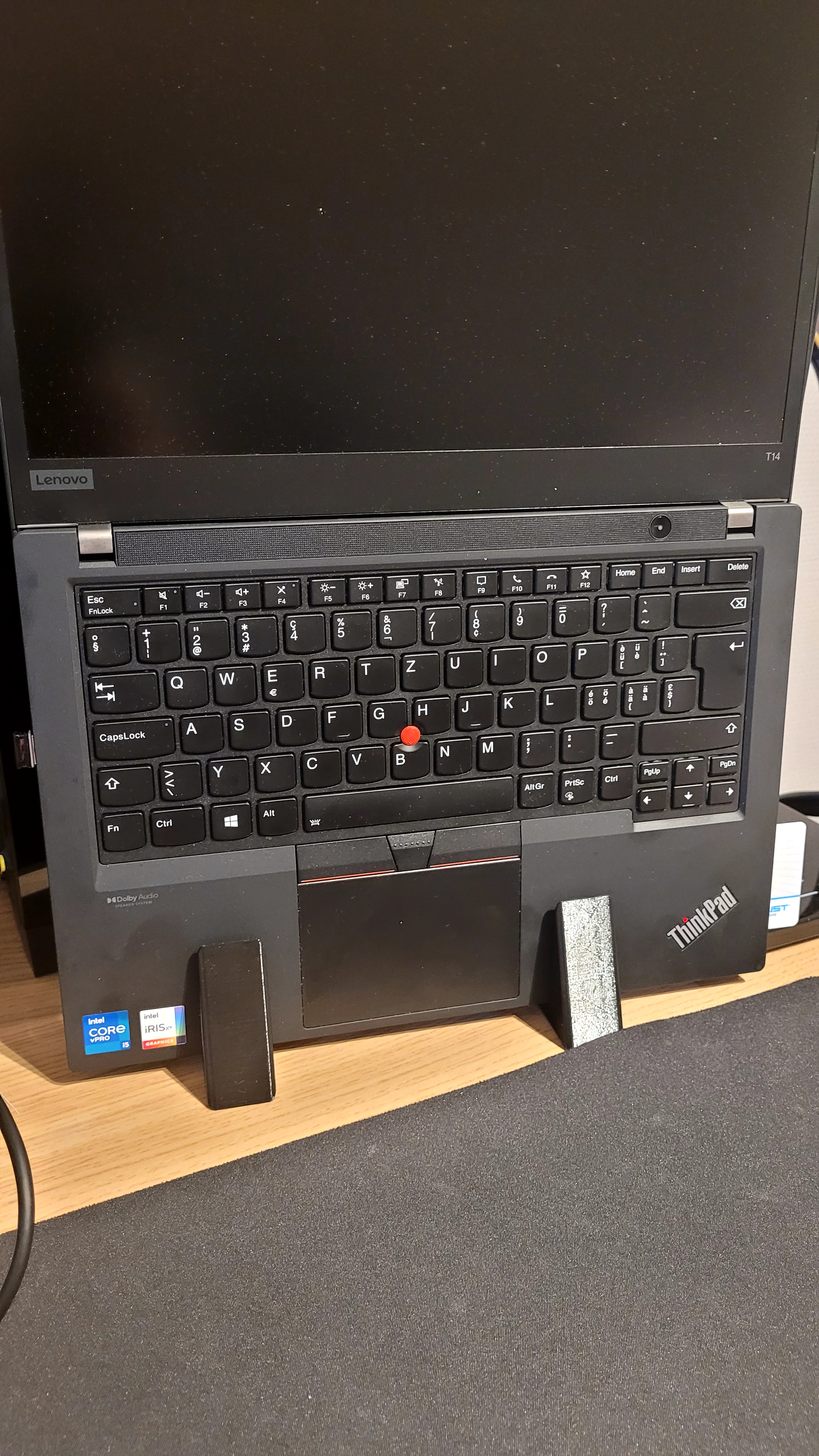 Vertical stand for Lenovo thinkpad T14