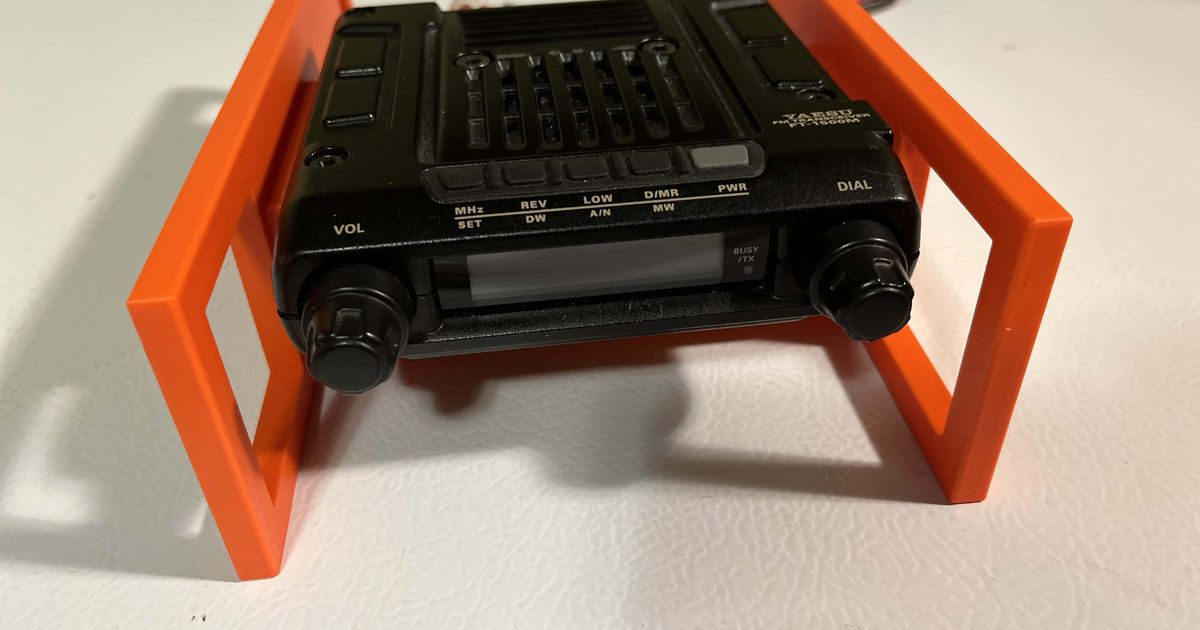 Radio rails Yaesu FT1500M by OldCoder Download free STL model