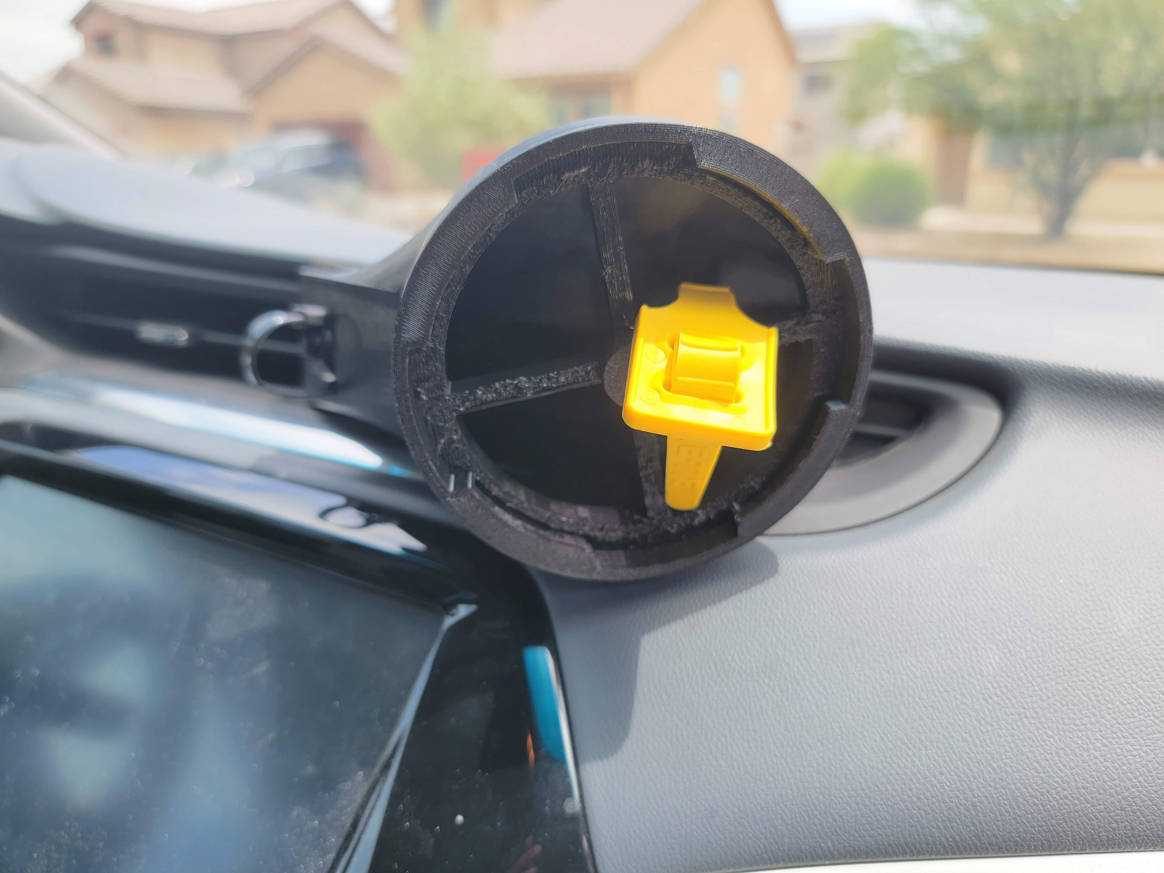 2017-2021 Chevrolet Bolt EV Noggle Adapter by Ty.P | Download free STL ...