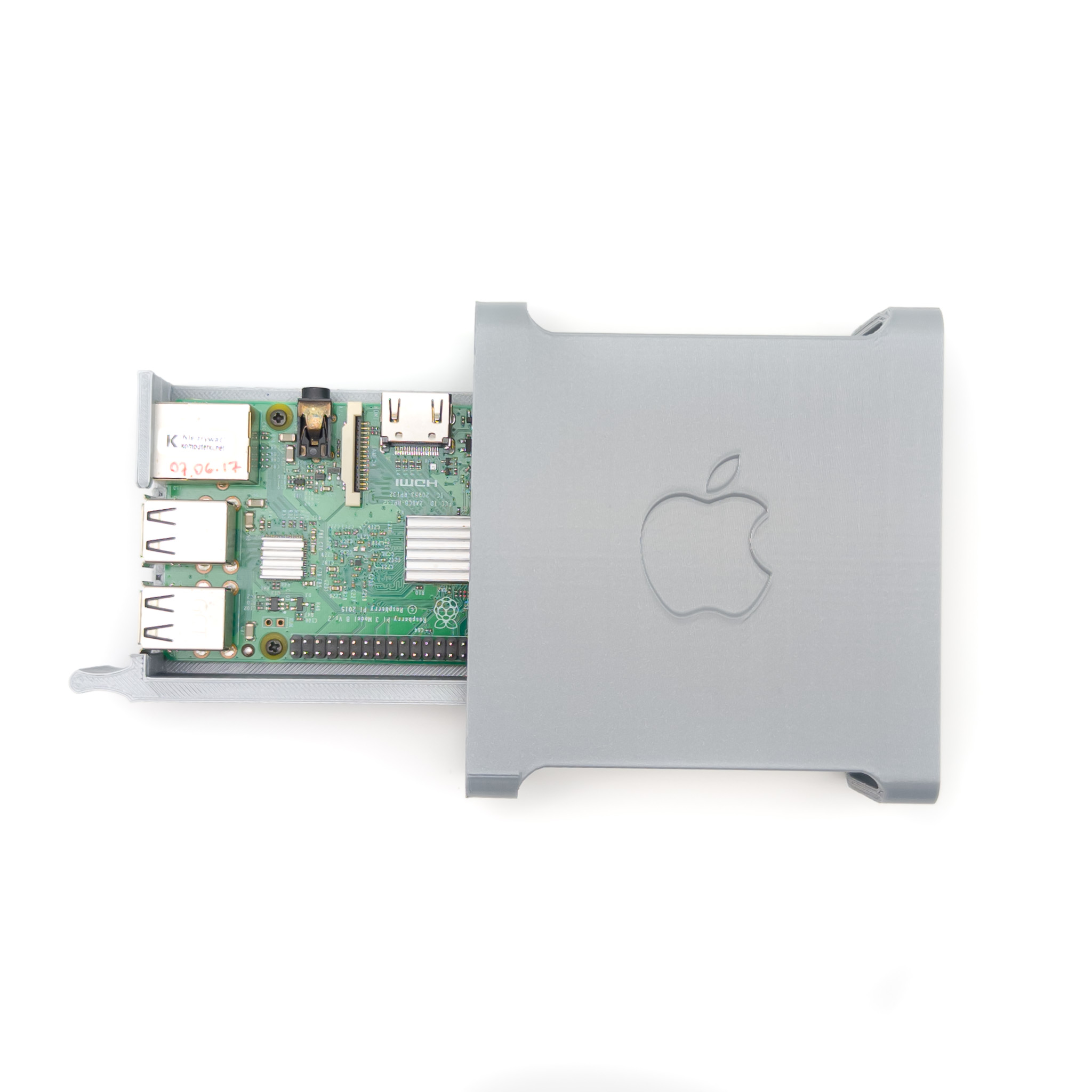 Appleberry G5 - Raspberry Pi 3B / 4B in Apple Power Mac G5 case by ...