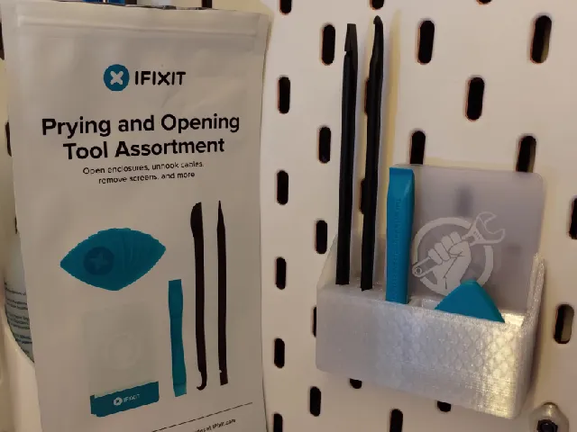 Skådis iFixit prying and opening tool holder